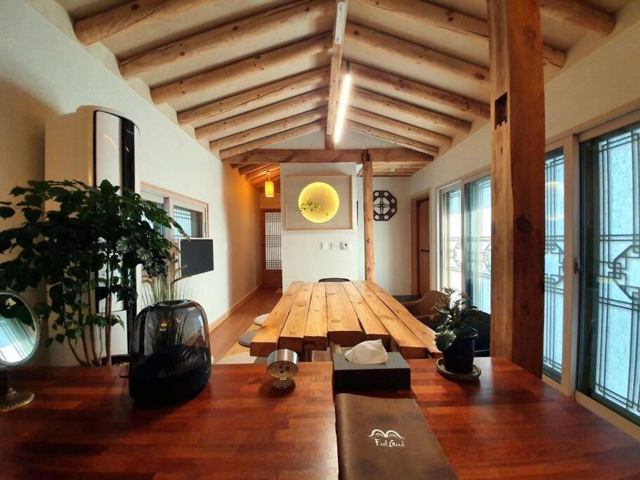 FeelGood Hanok view 4