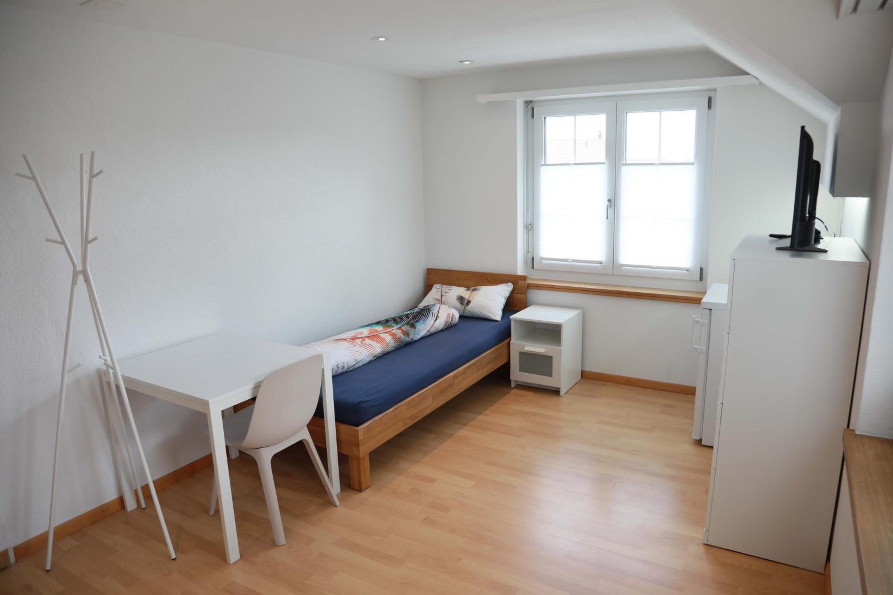 Zimmer in der WG Jeaneu