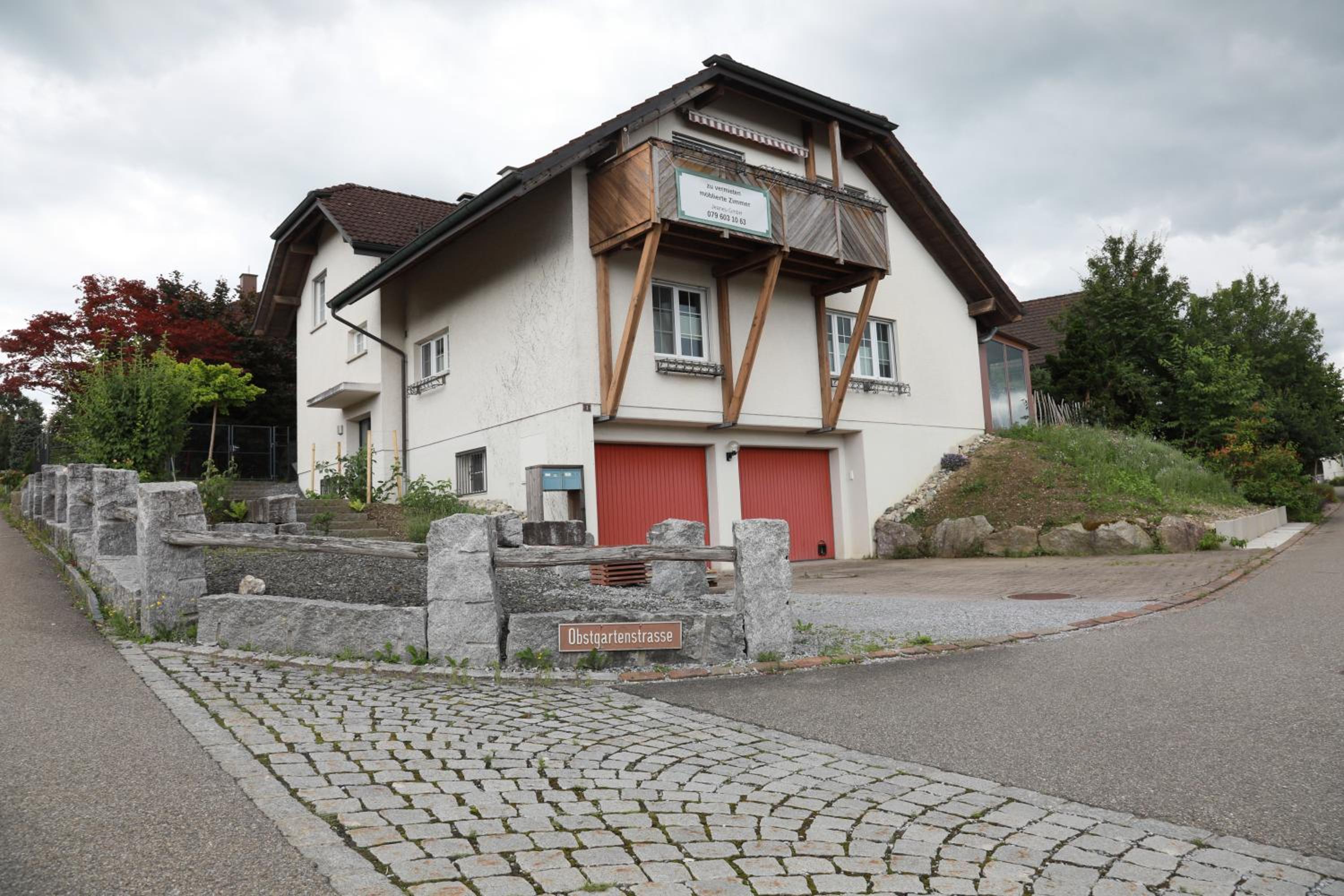 Zimmer in der WG Jeaneu
