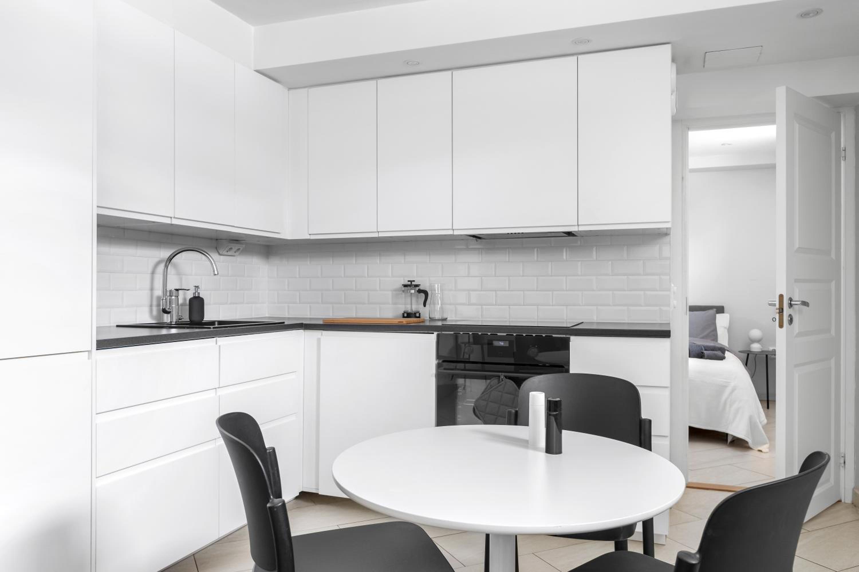 Modern 1BR apartment with private entrance view 3
