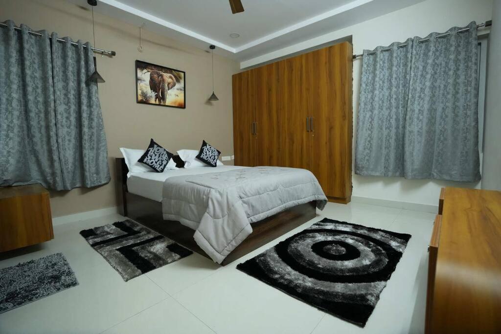 Luxurious 4BHK Villa Near Financial District view 4