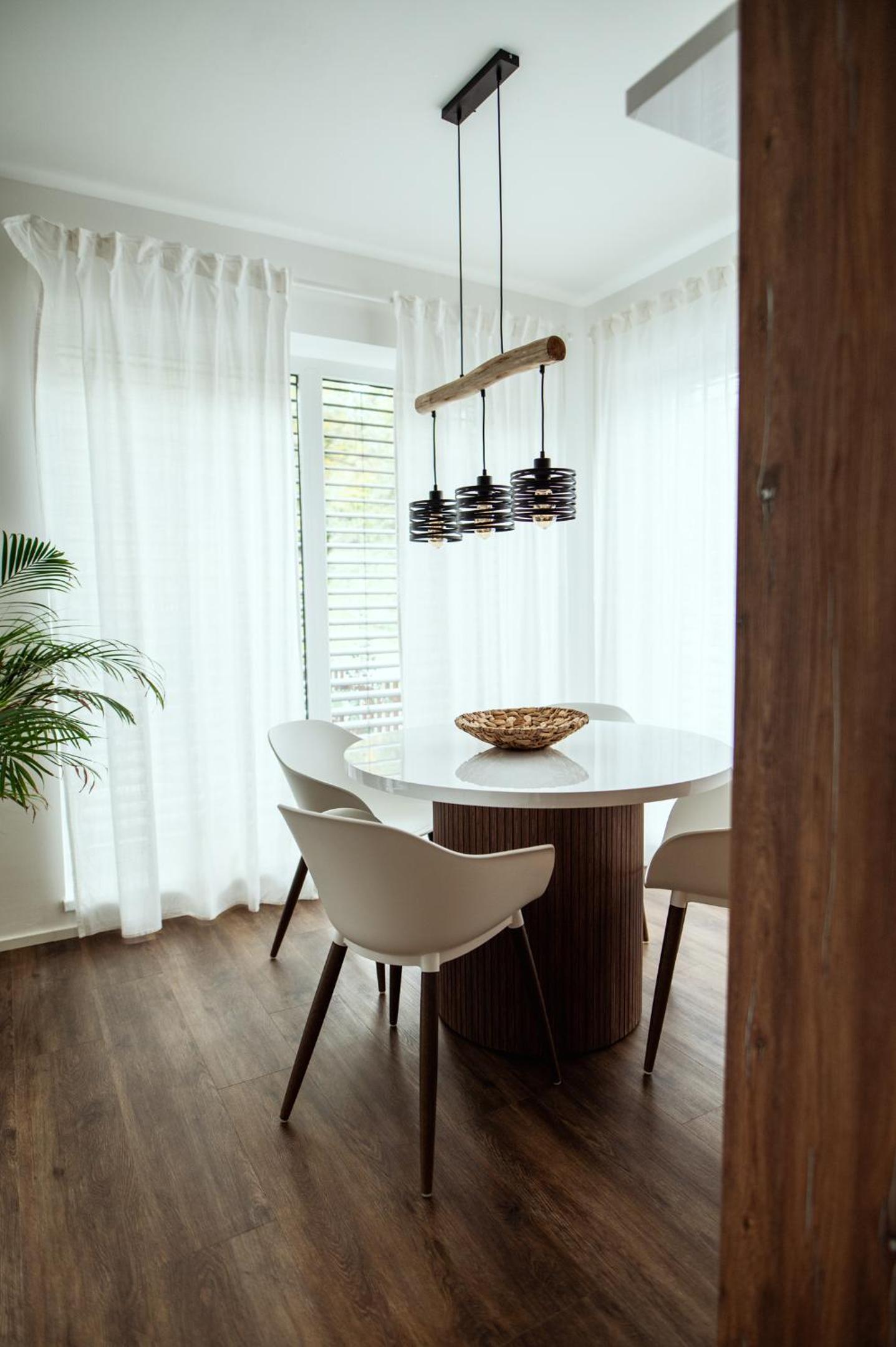 Anur Apartment