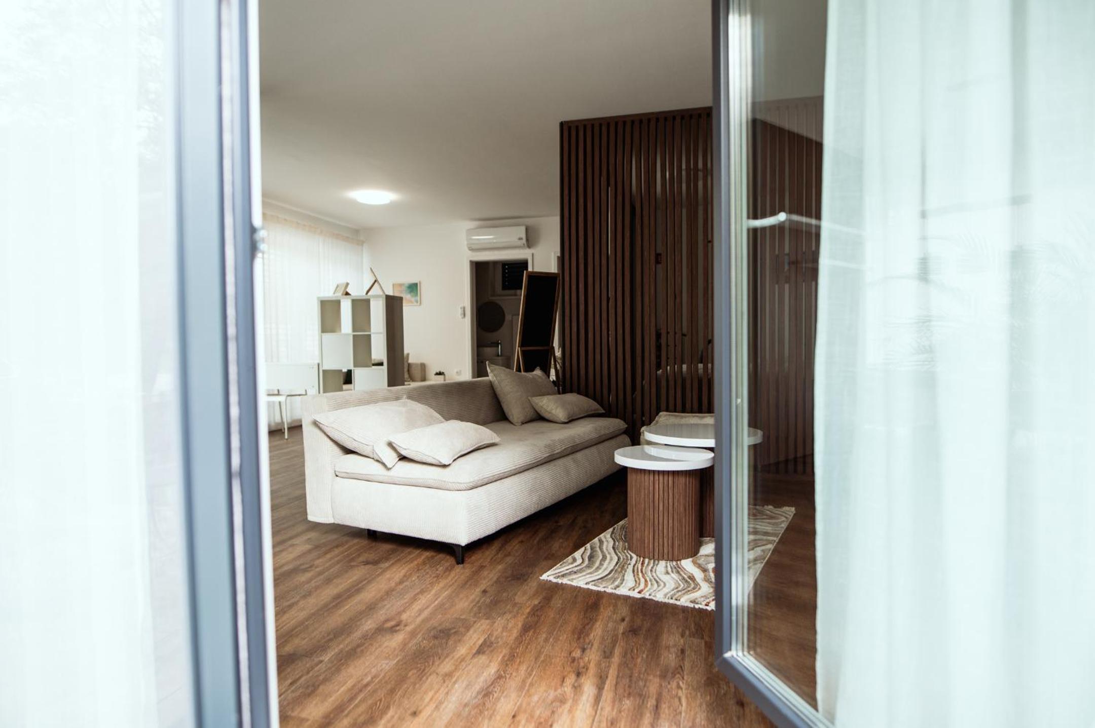 Anur Apartment