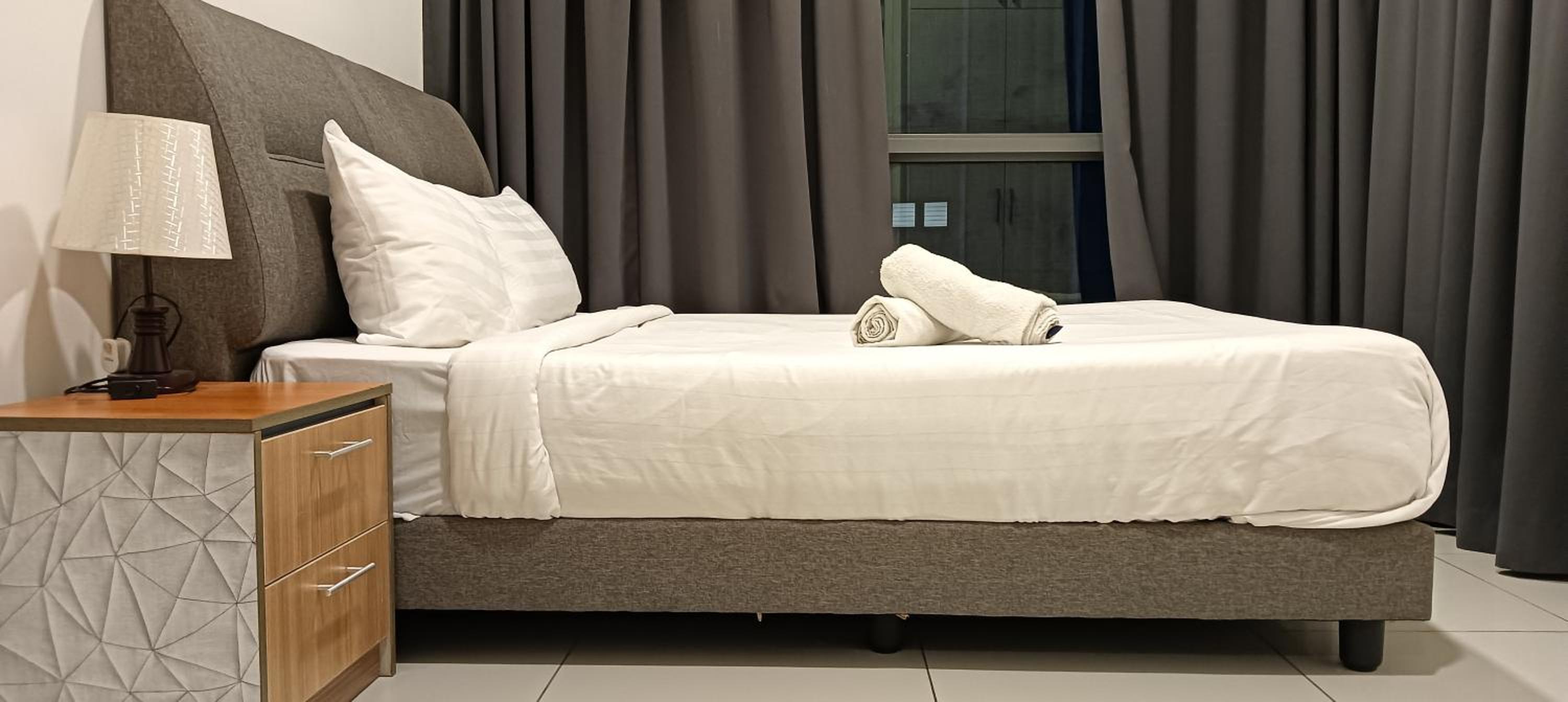 Robertson Special Suite KL