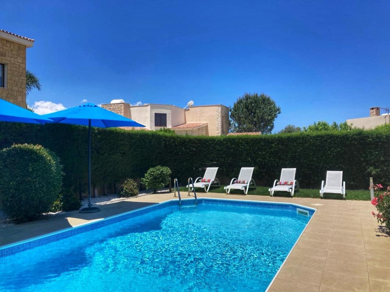 Seaview Villa Mia