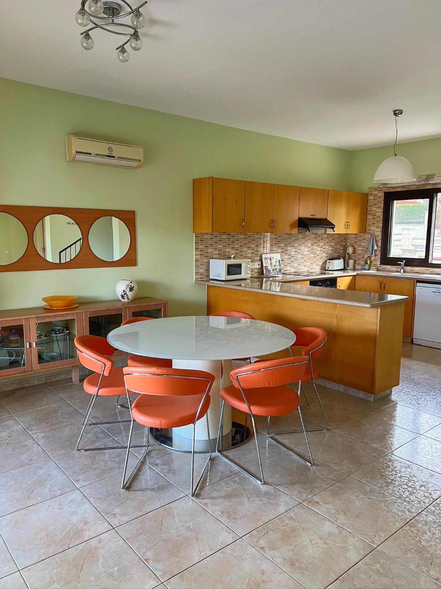 Seaview Villa Mia