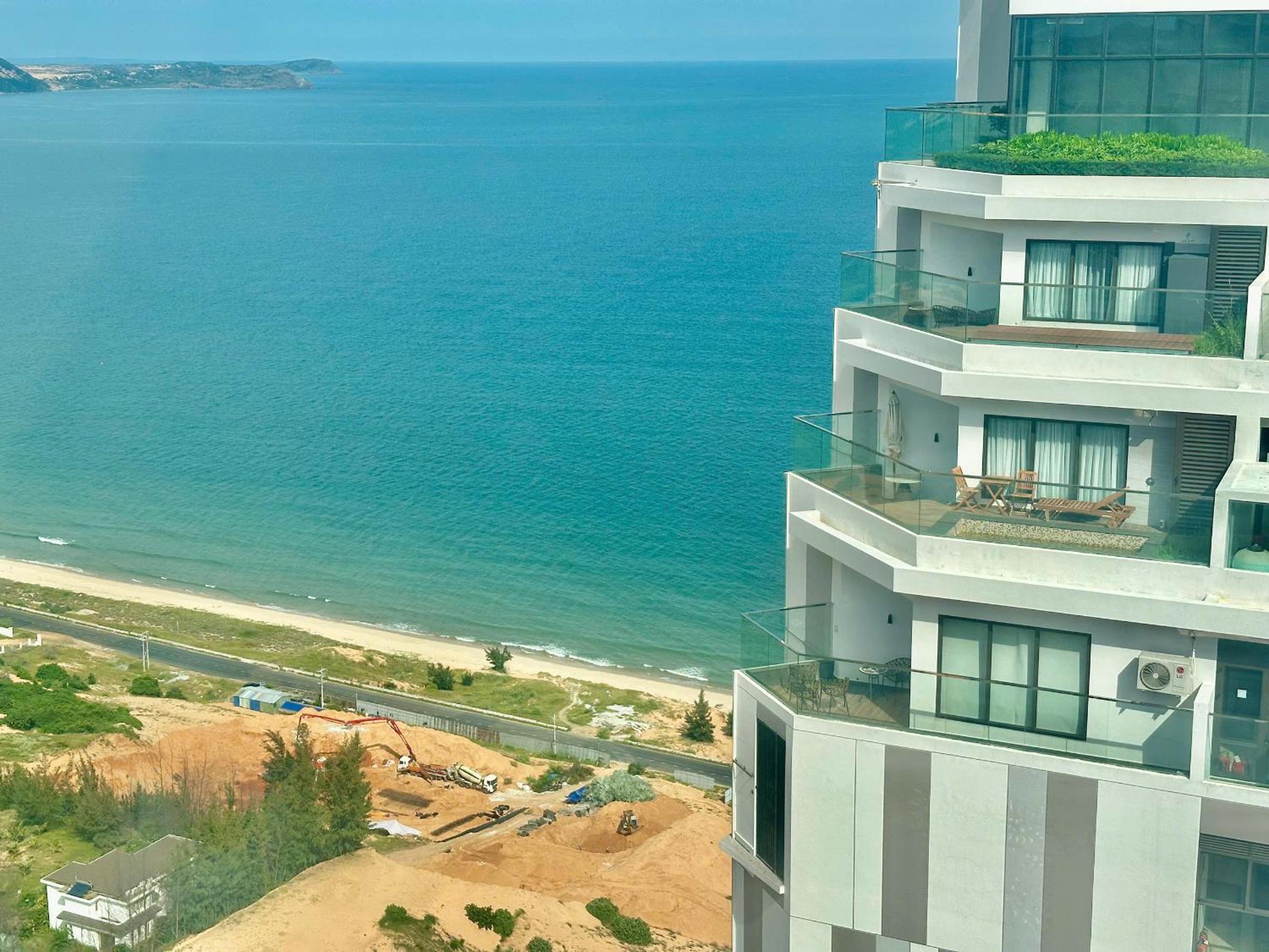 Mandala Hotel & Resort 5 Star