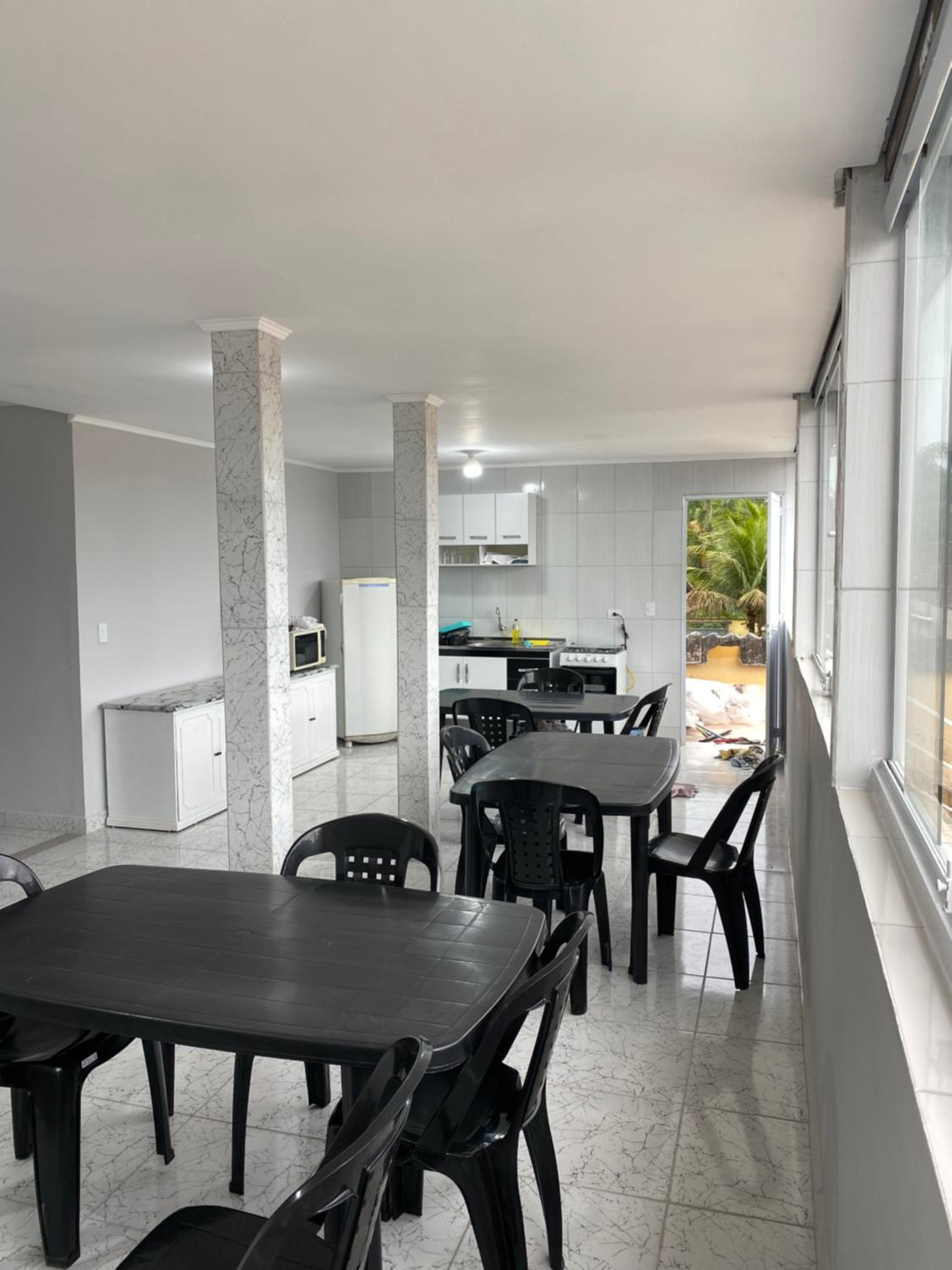 Suite 4 a 3 quadras da praia