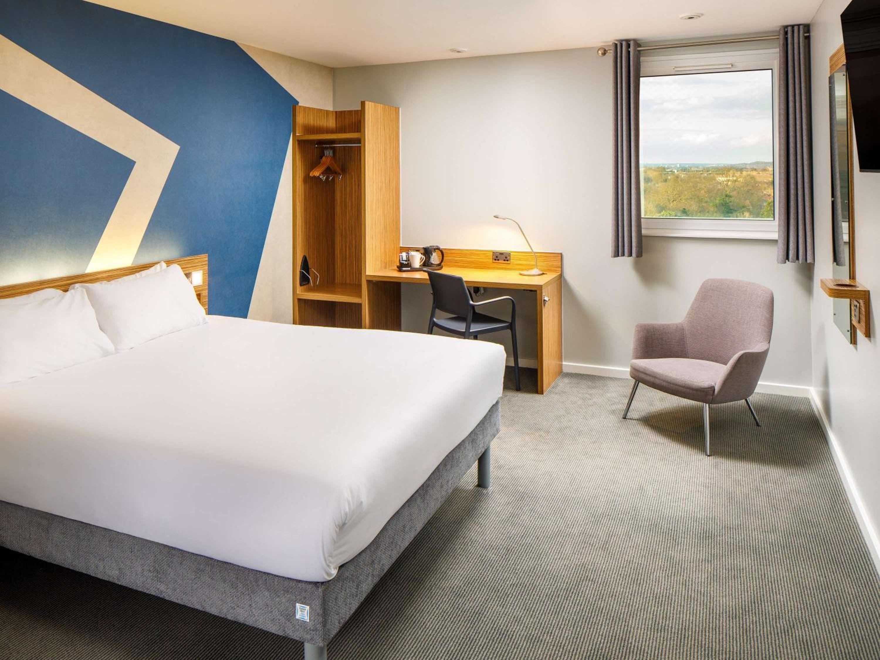Hounslow Vacations - ibis budget London Heathrow Central - Property Image 5