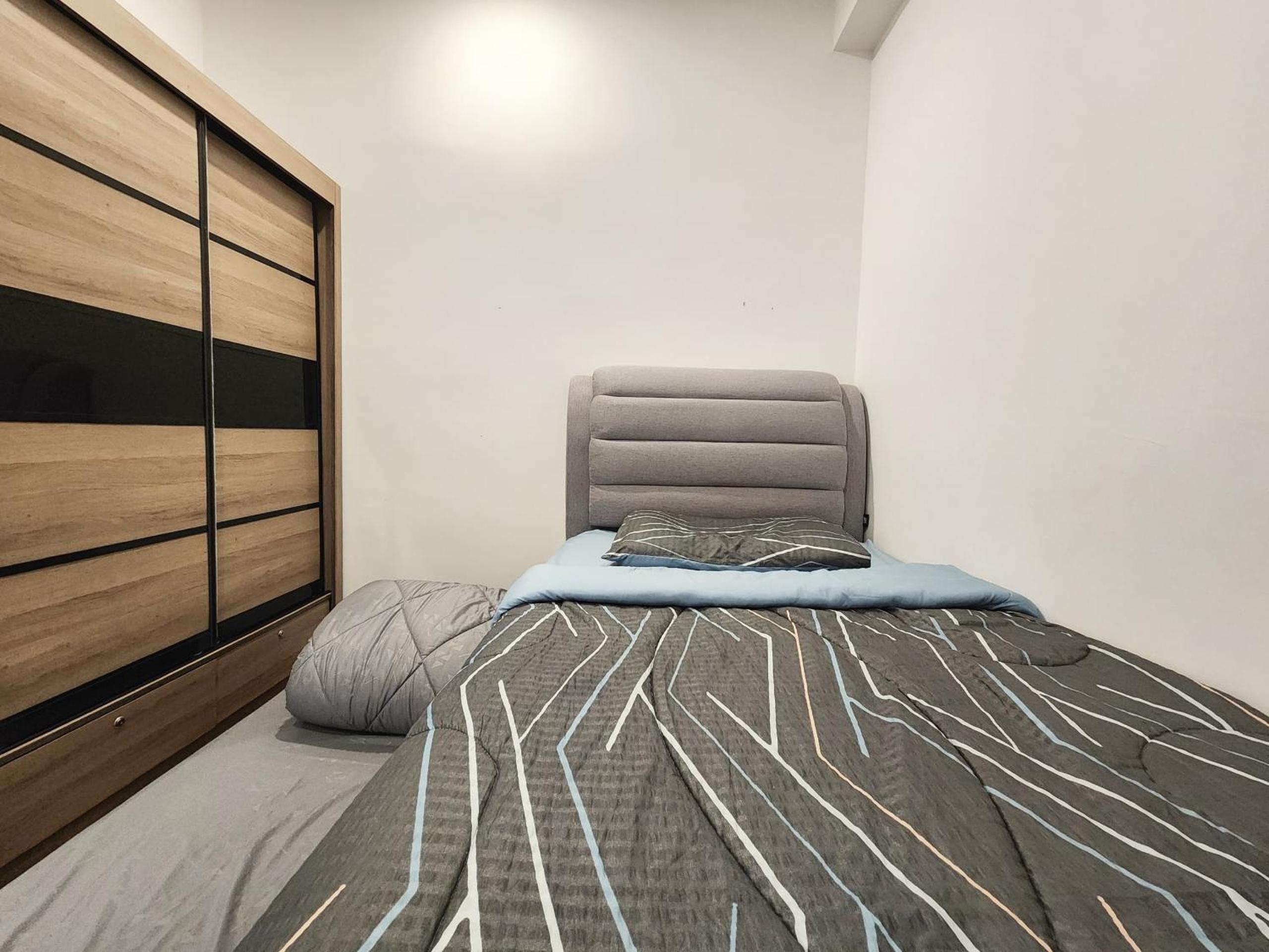 Luxury Spacious 4 Bedroom Suite - Cheras Maluri MRT