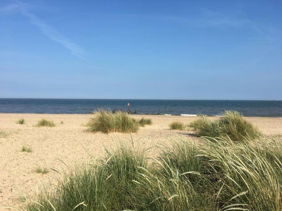Moray Beachside Apartments