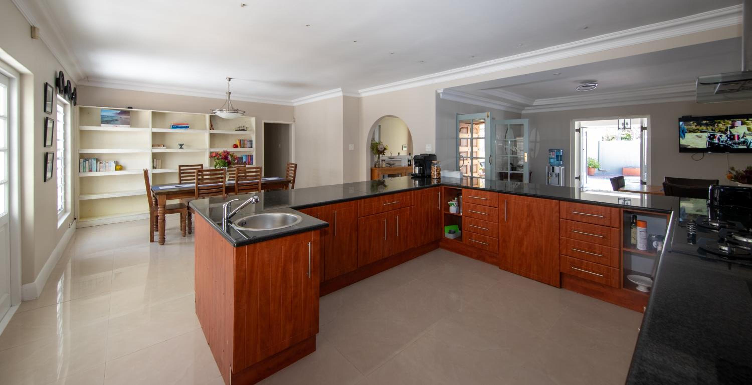Tokai Forest Guest House, photo 8