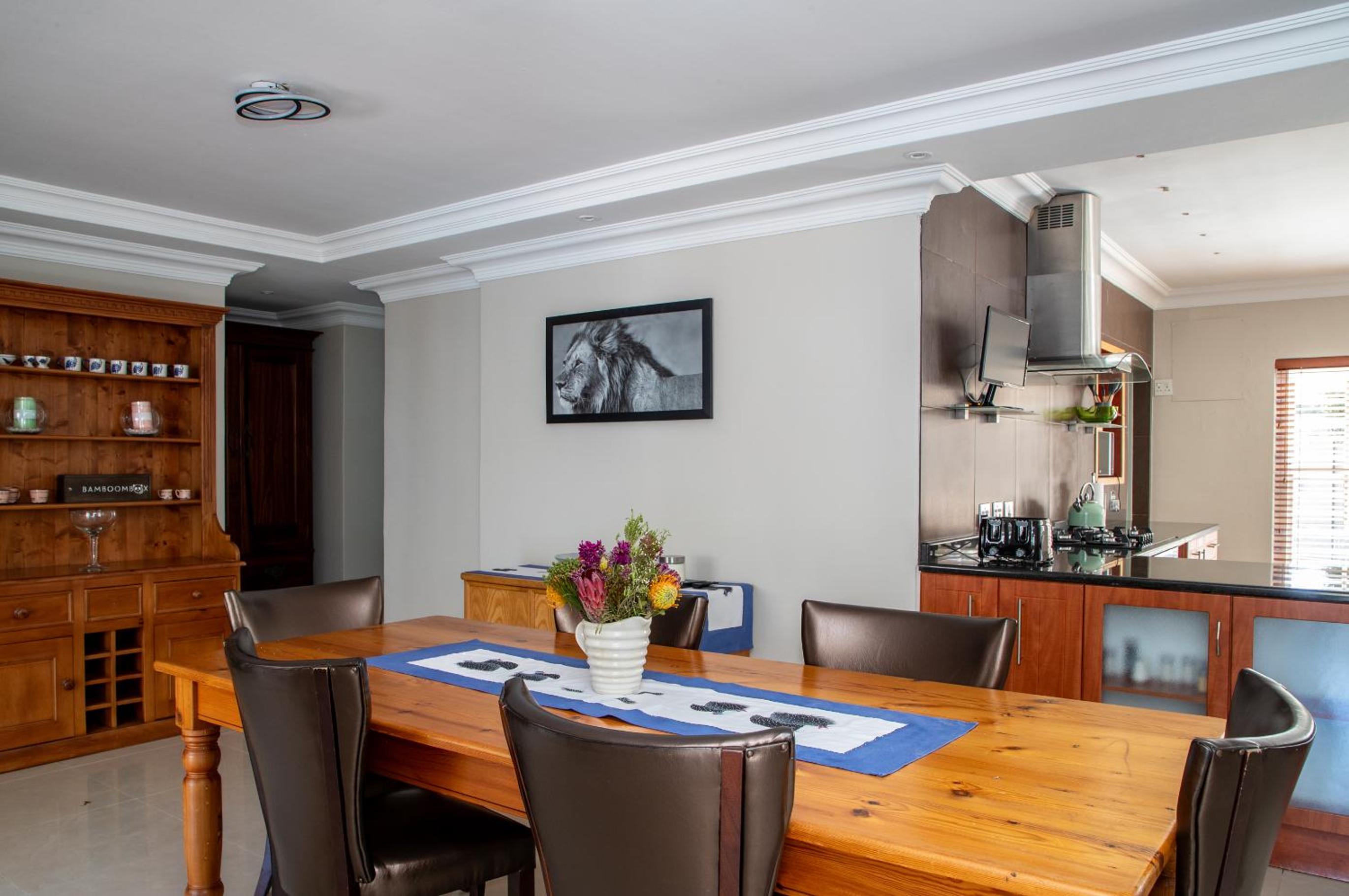 Tokai Forest Guest House, photo 17