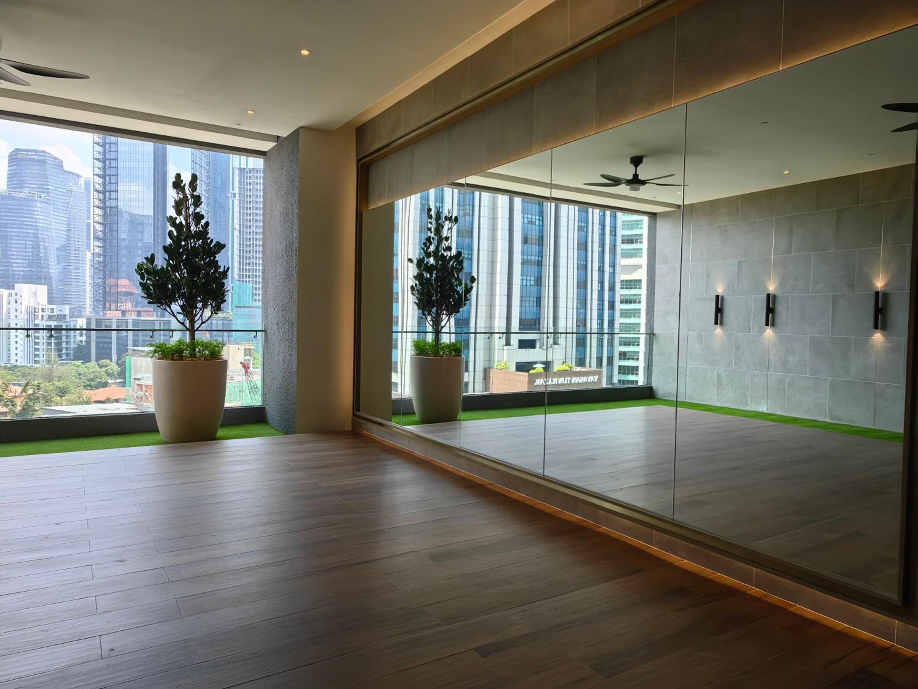 TRX Agile Bukit Bintang KLCC View 8pax Family Suites