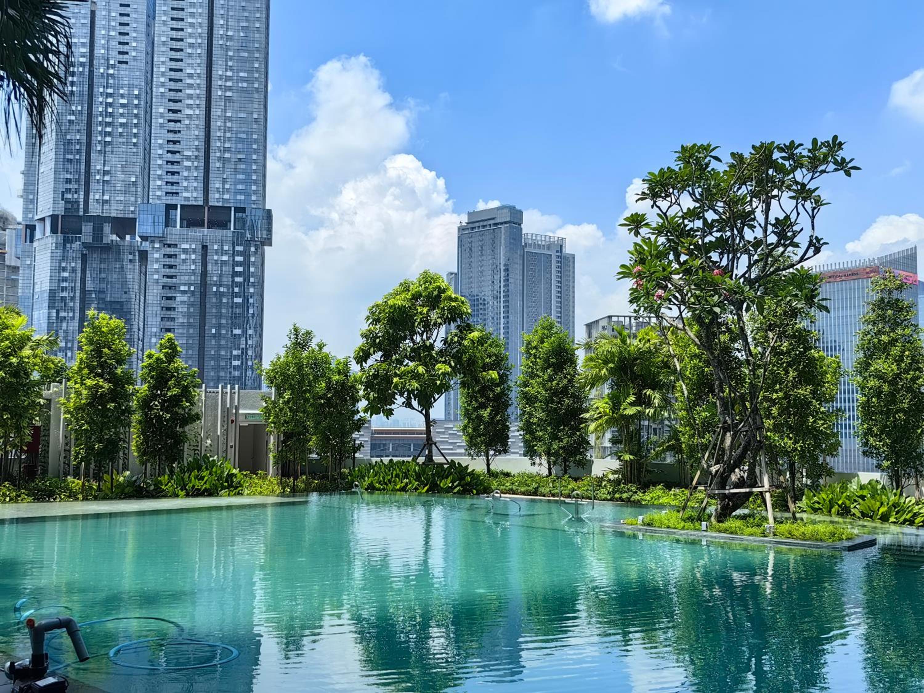 TRX Agile Bukit Bintang KLCC View 8pax Family Suites