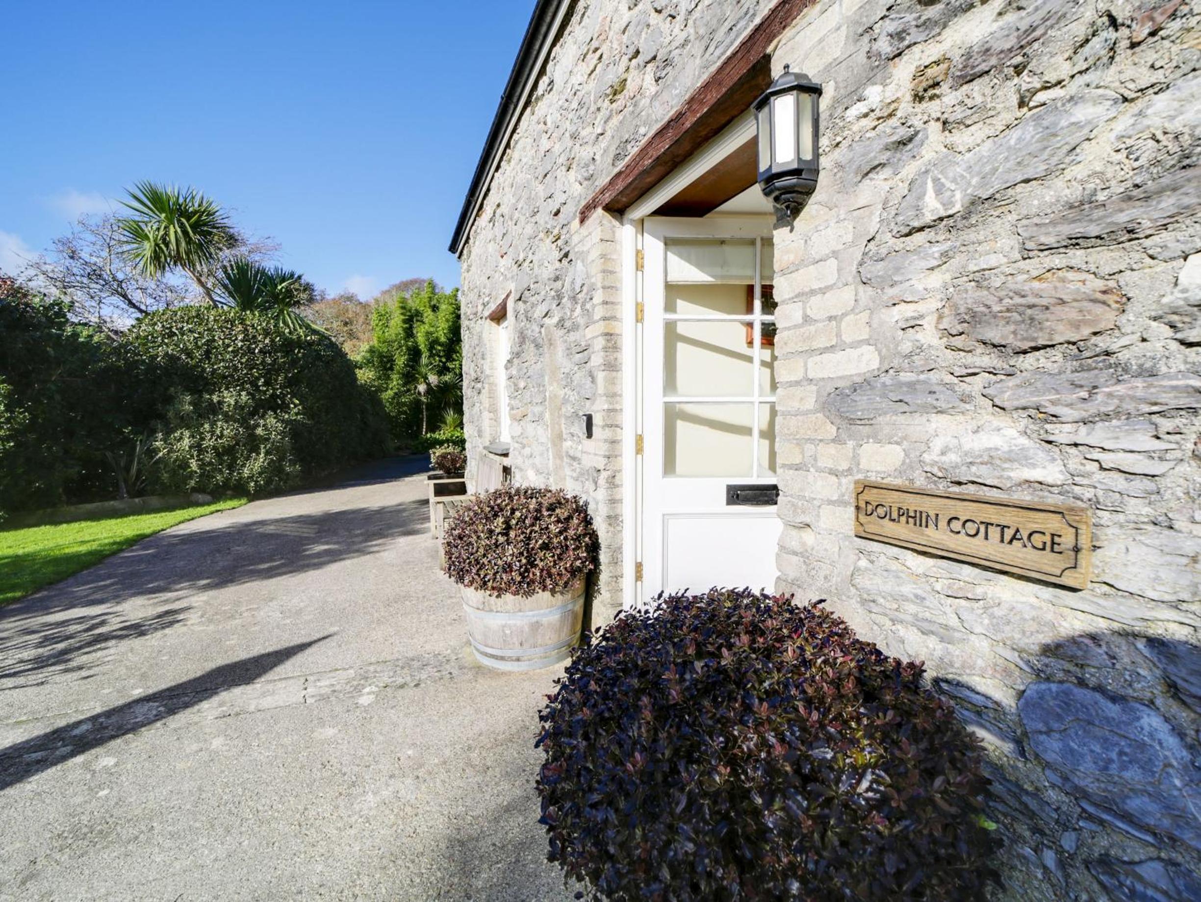 Dolphin Cottage