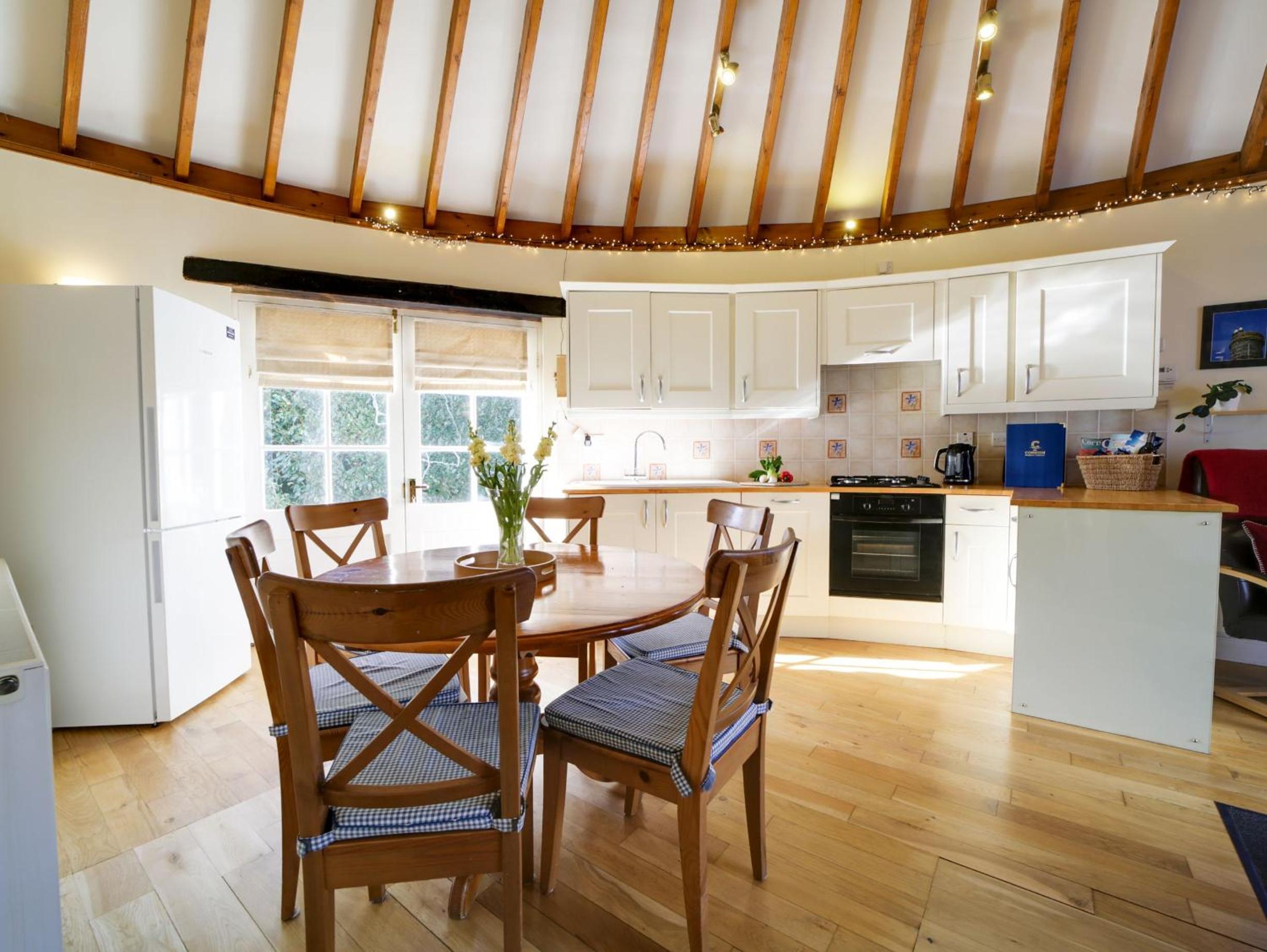 Dolphin Cottage