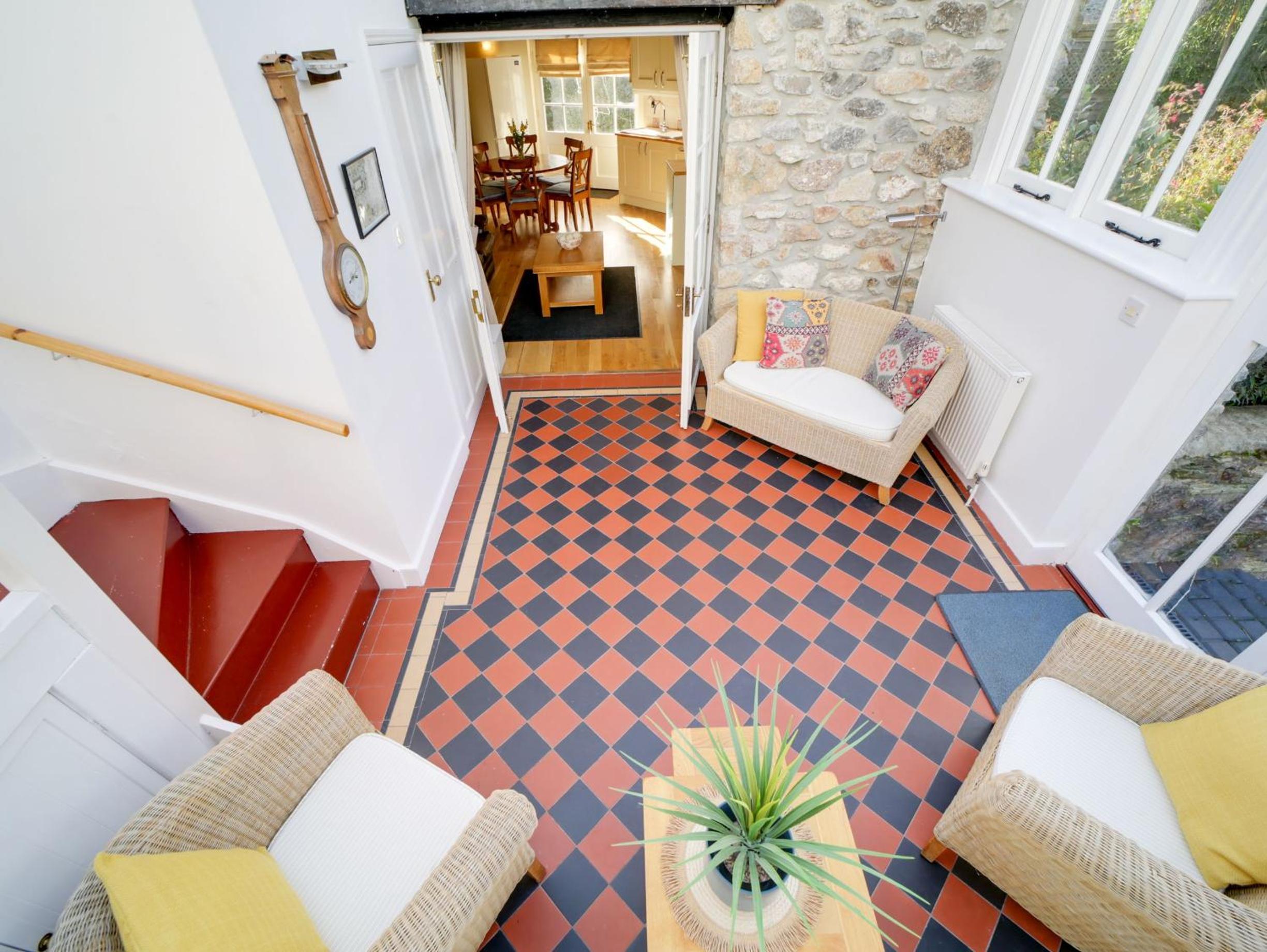Dolphin Cottage