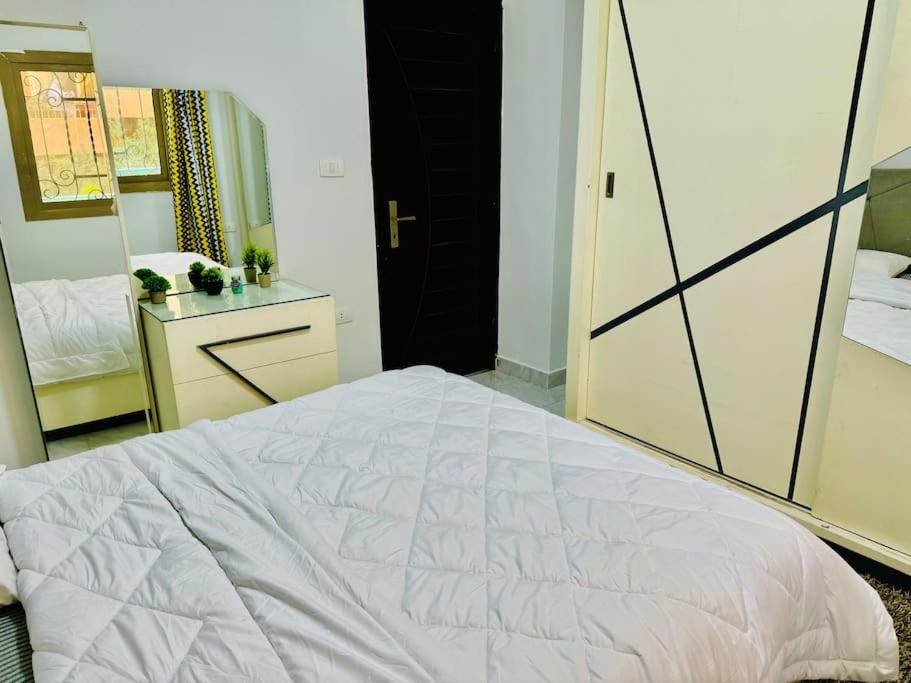 Relaxing Apartment with garden view in New Cairo By landmark Stays