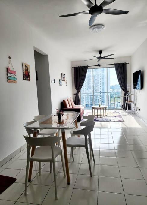 Malacca 8pax Entire Homestay Seri Serindit 7-12 photo 2