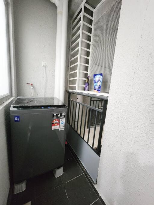 Malacca 8pax Entire Homestay Seri Serindit 7-12 photo 3