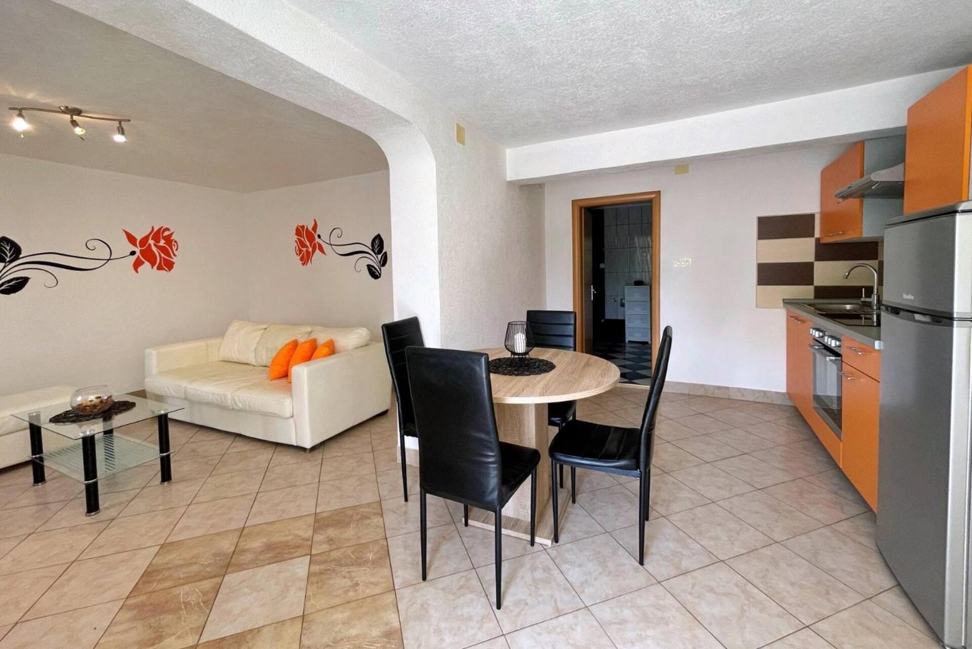Top Apartments