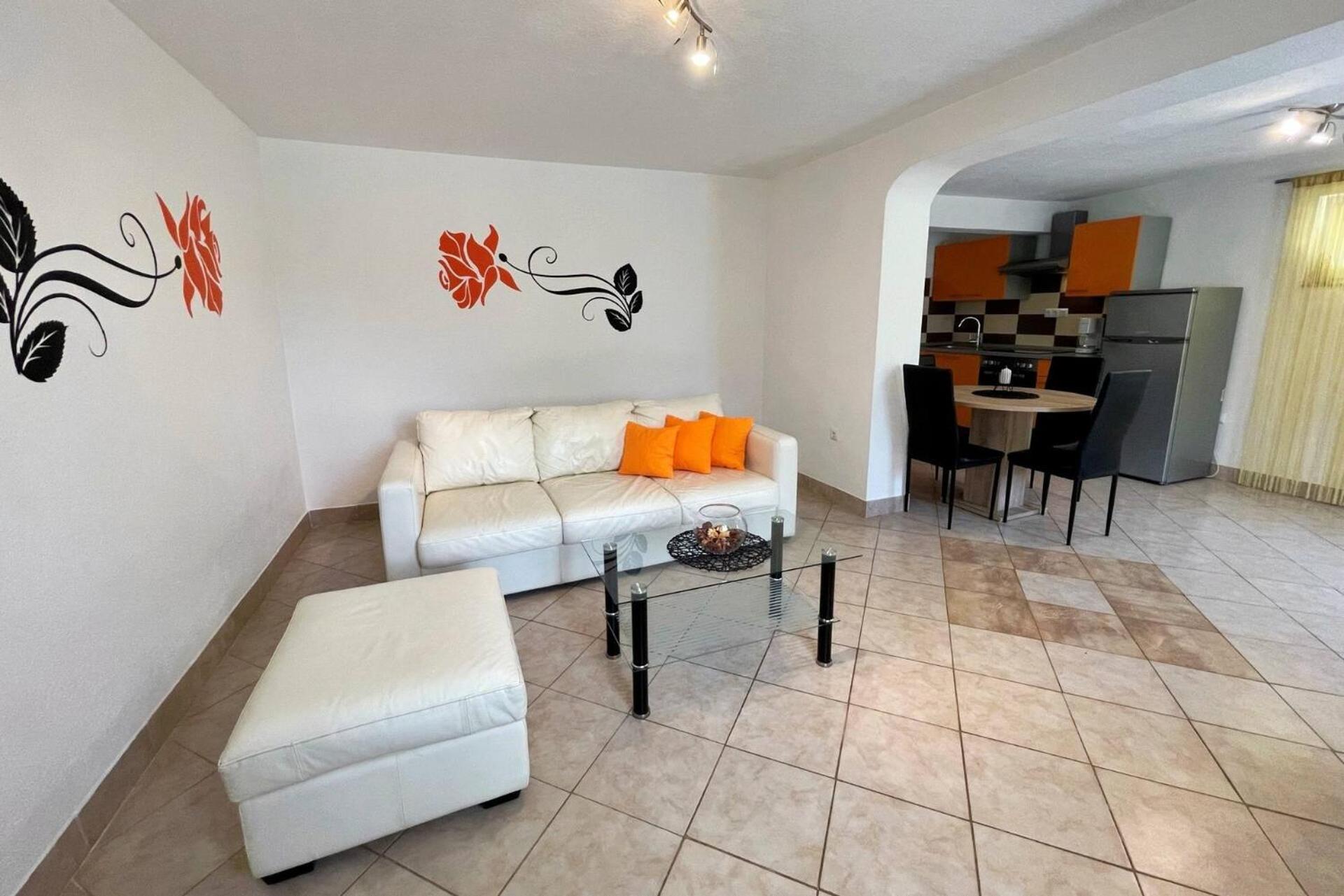Top Apartments
