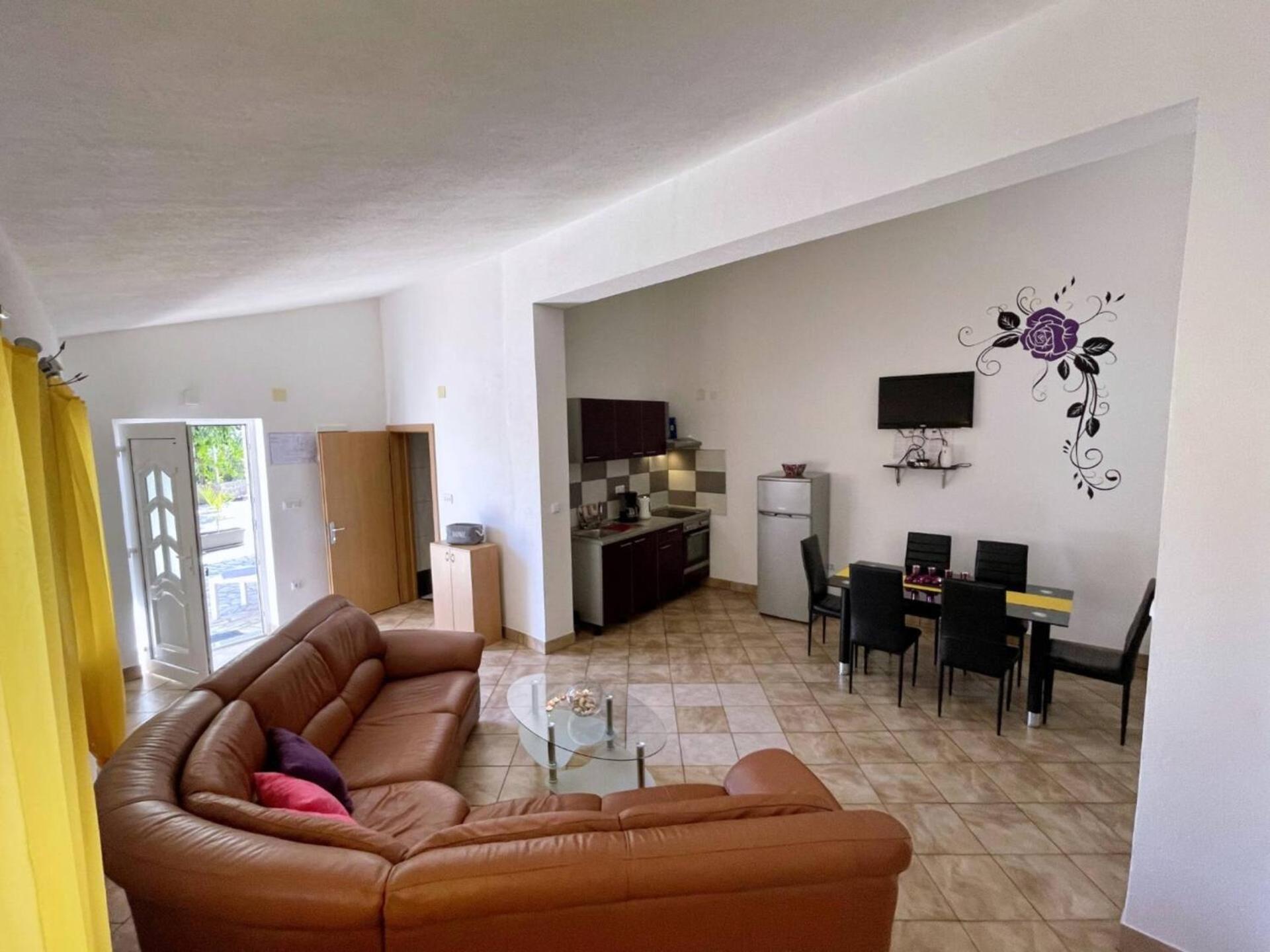 Top Apartments