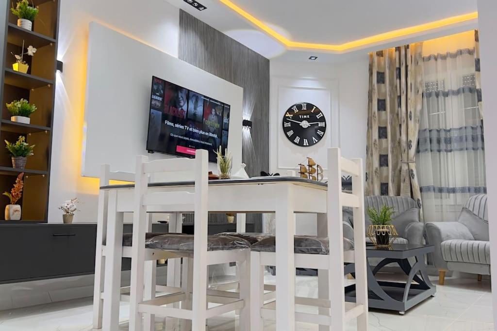 Maya loft