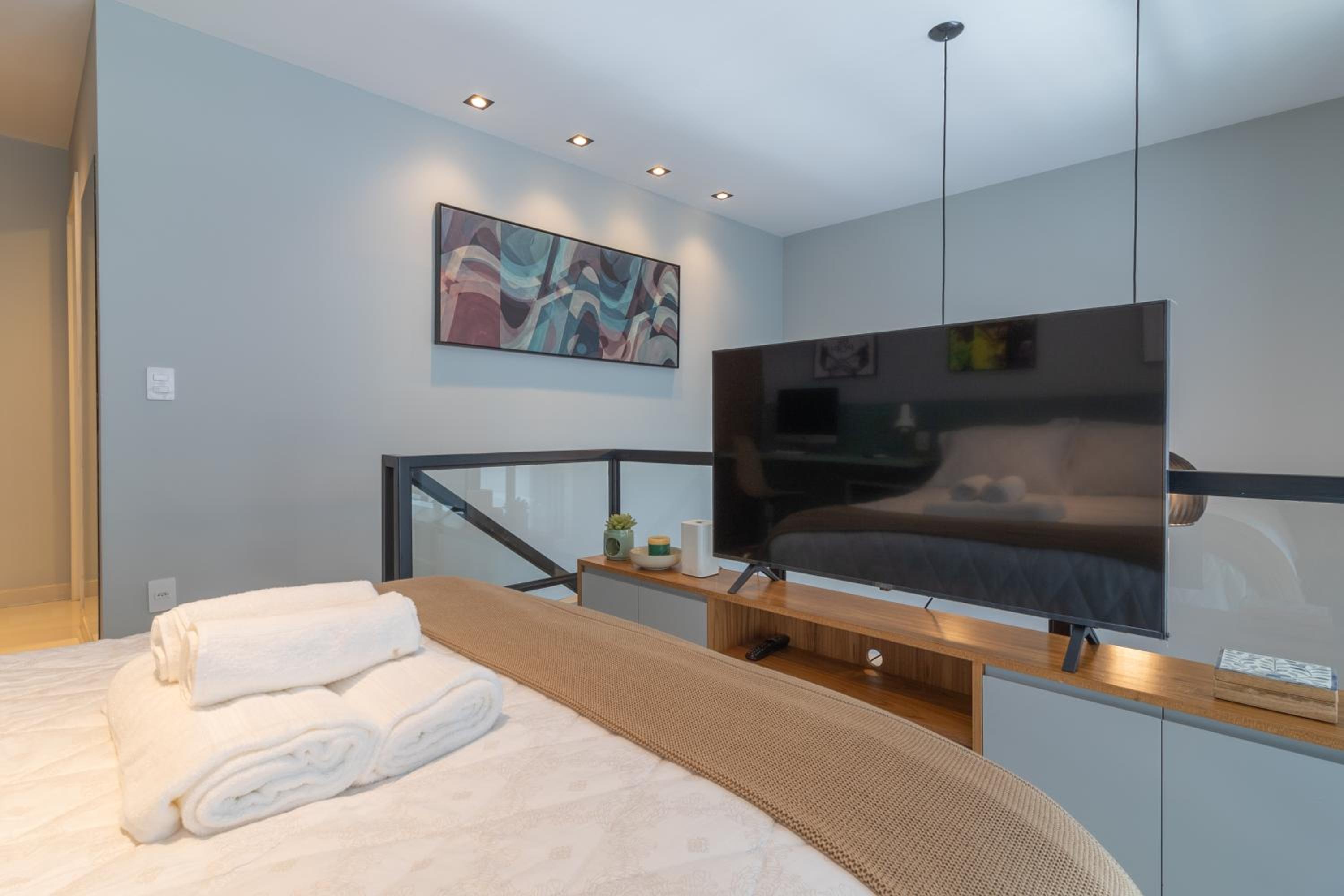 Duplex Excepcional no Campo Belo: Luxo em 60m²