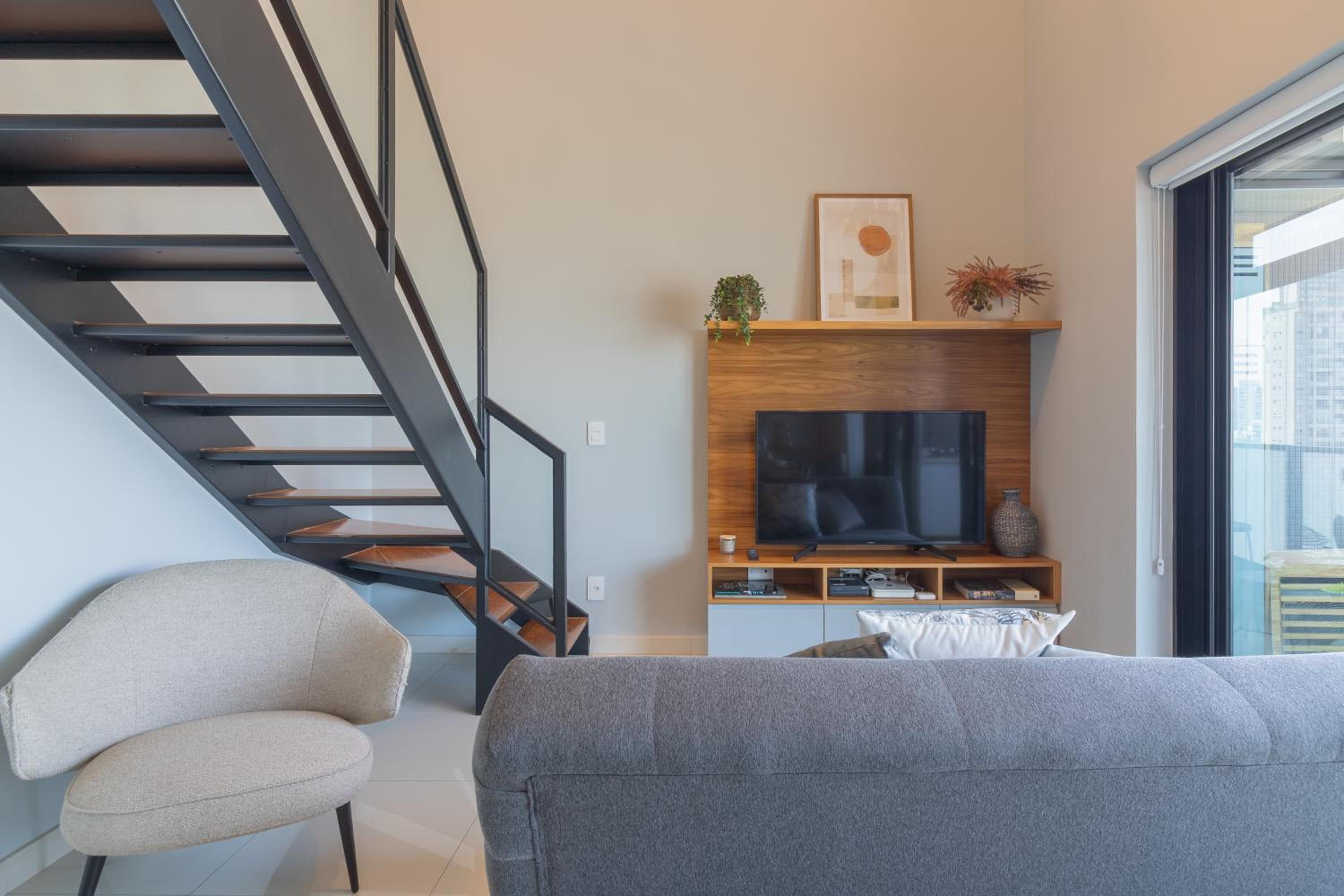 Duplex Excepcional no Campo Belo: Luxo em 60m²