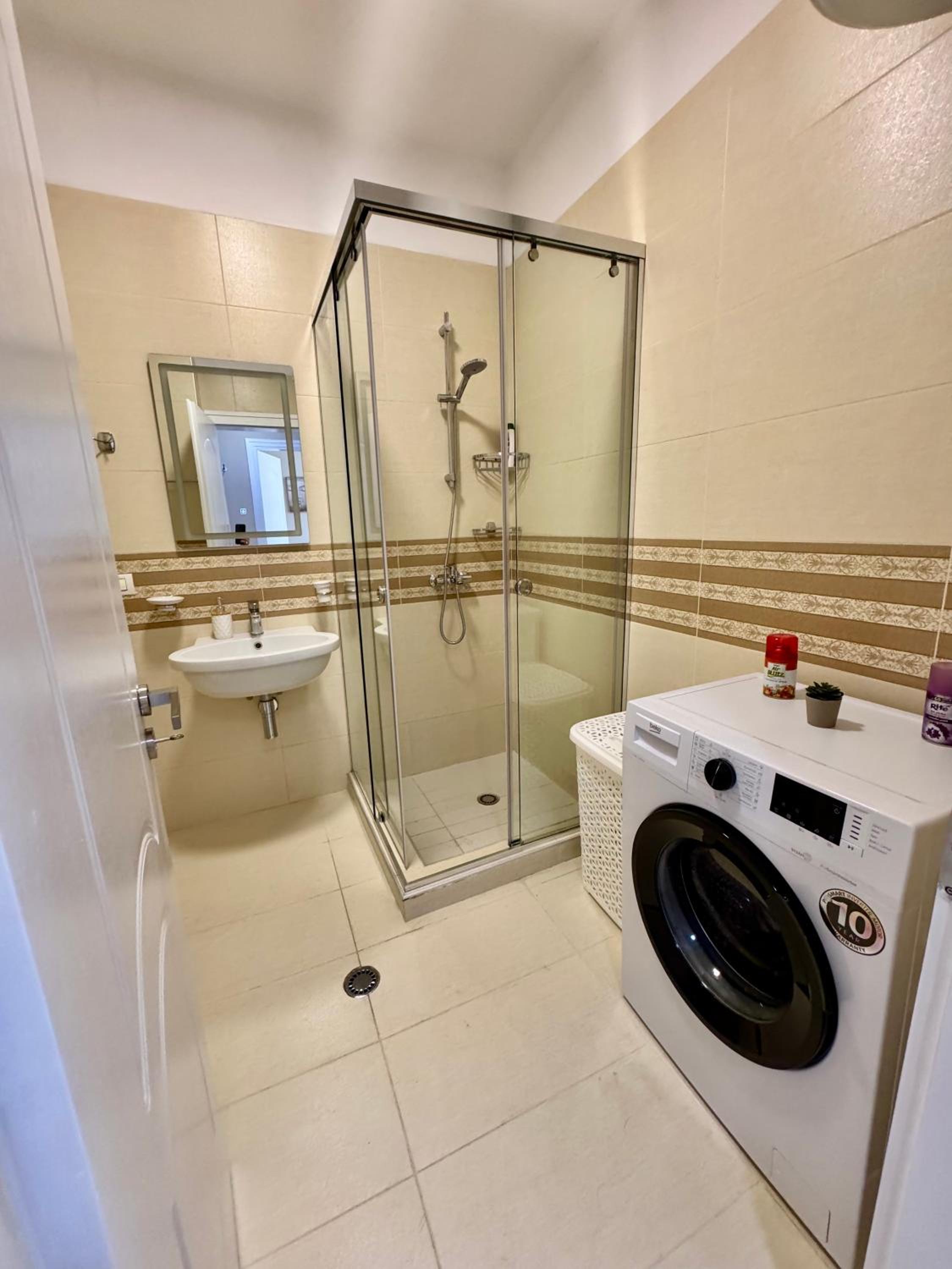 New Bazaar Cozy Apartment 2 Dajti View