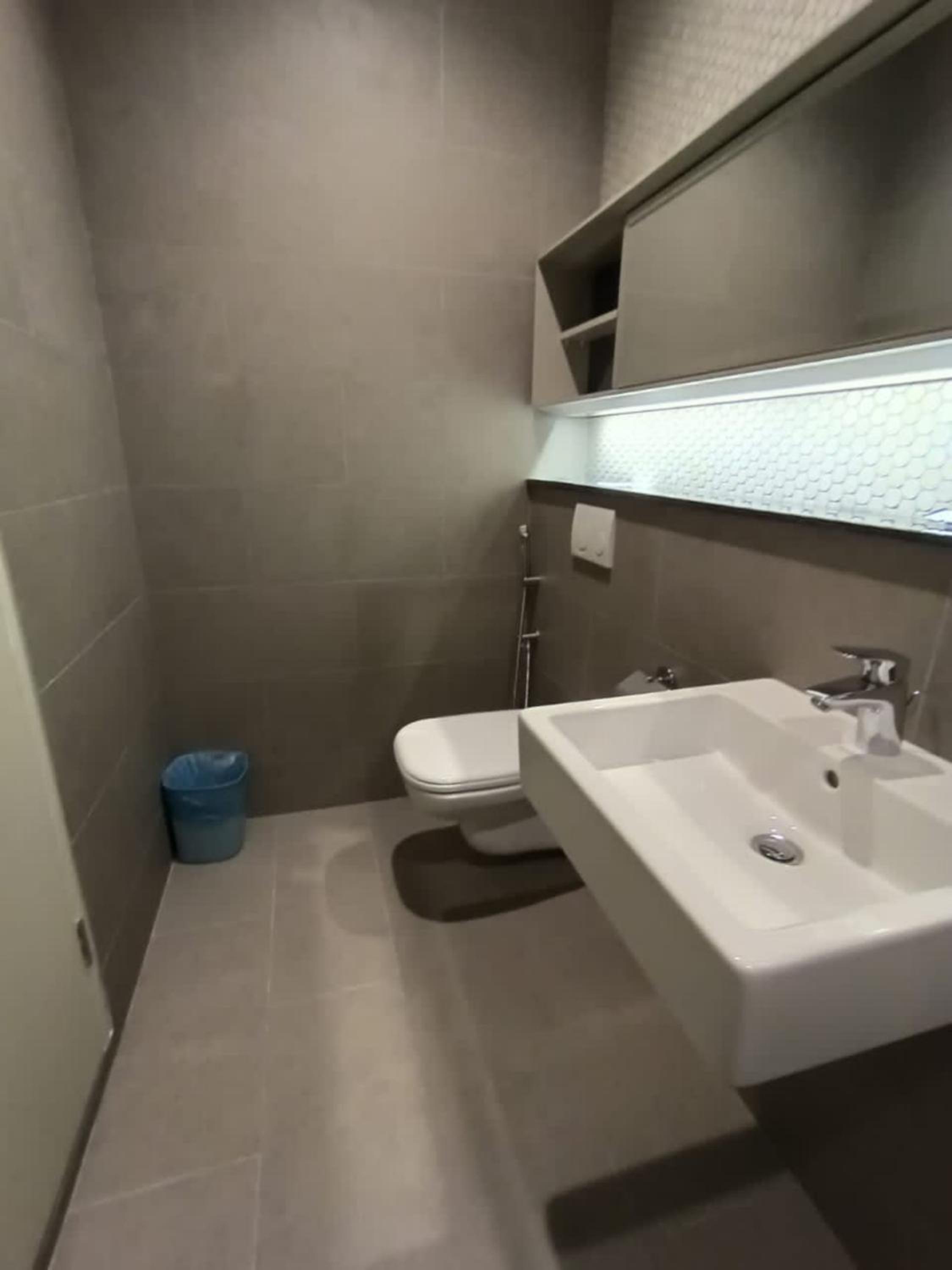Robertson Special Suite KL