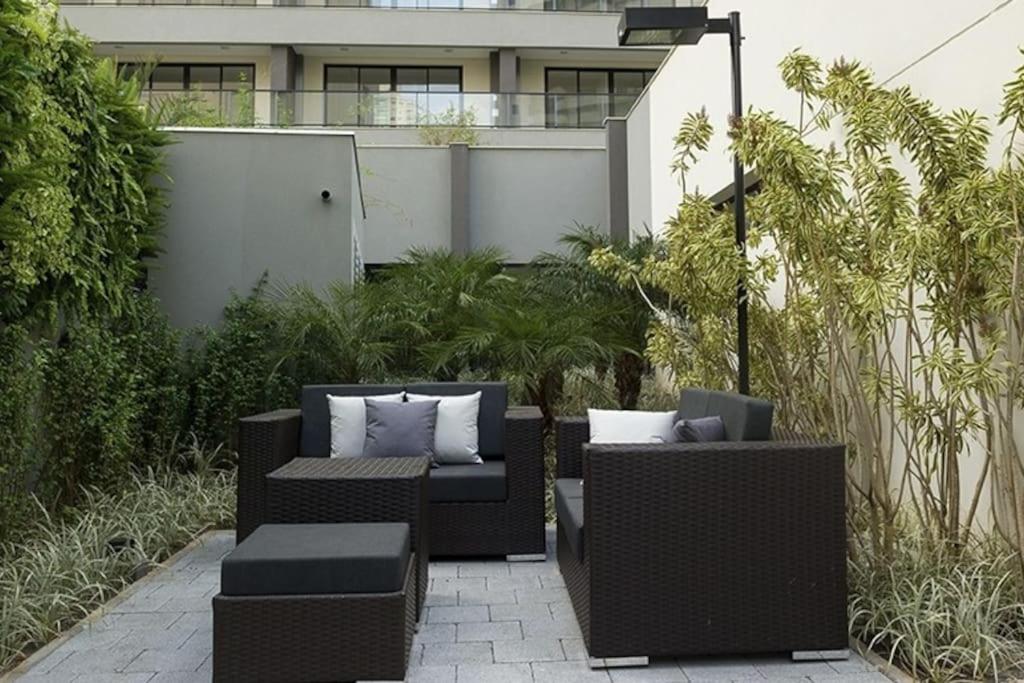 Duplex Excepcional no Campo Belo: Luxo em 60m²