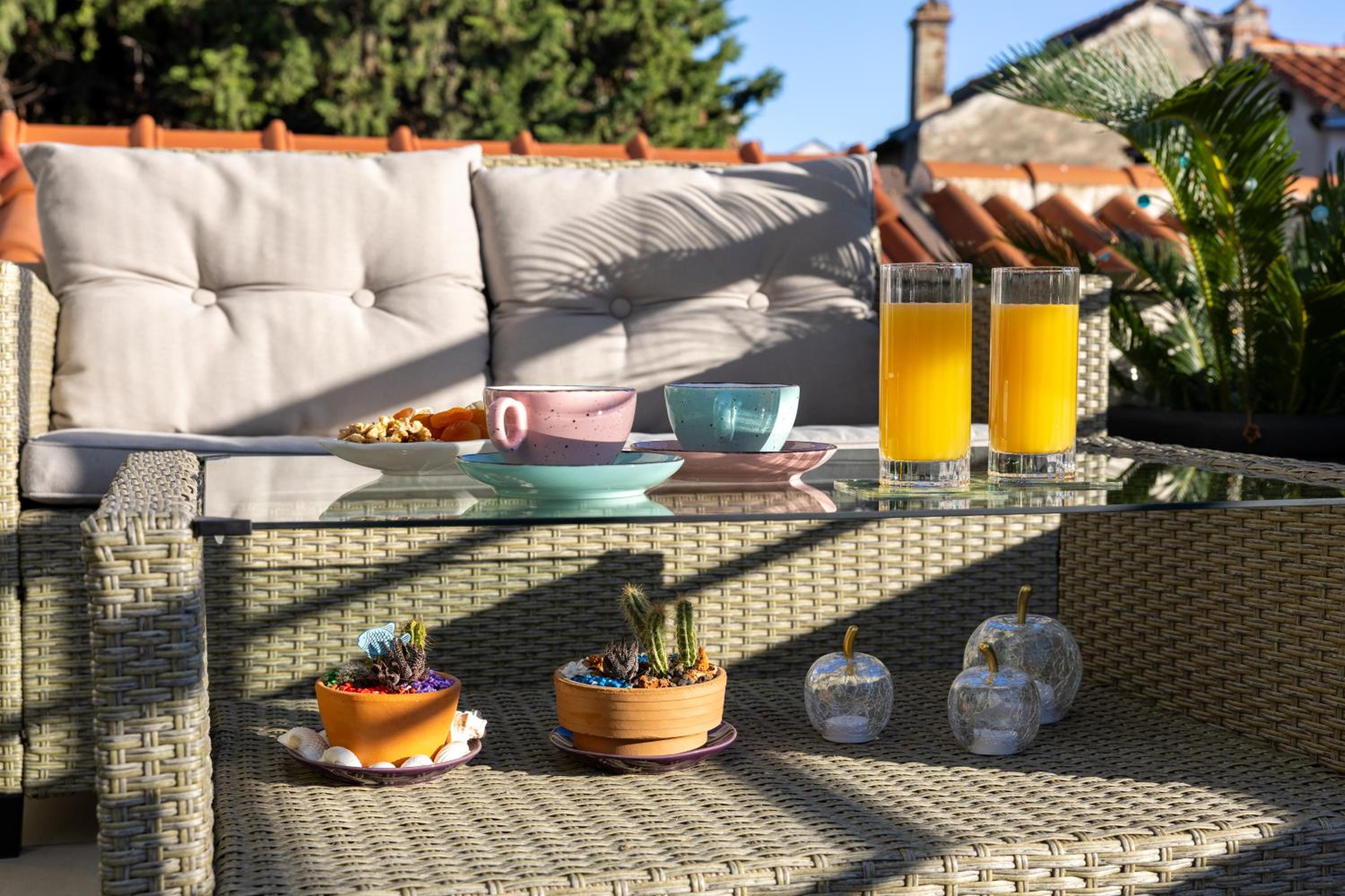 balance & terrace