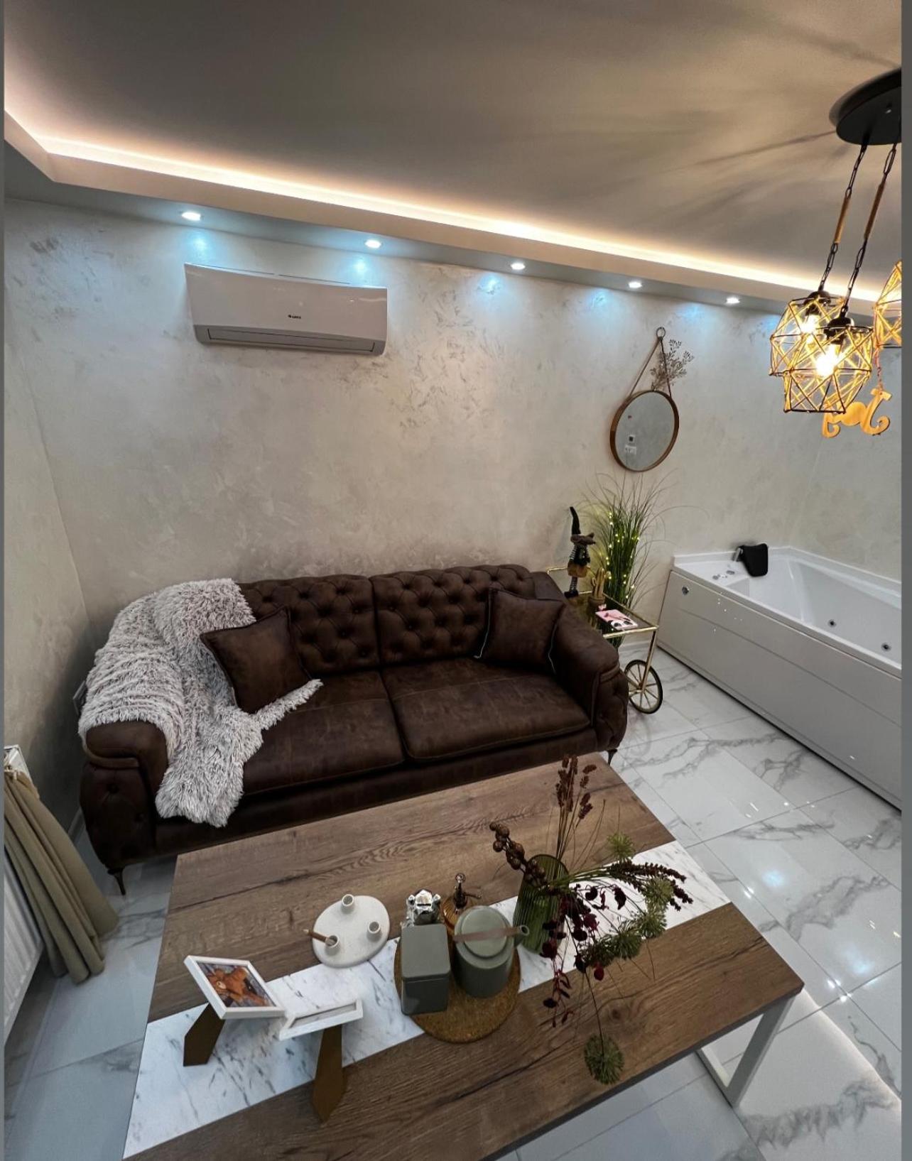 Teddy Bear Jacuzzi Spa Apartment Sarajevo view 4