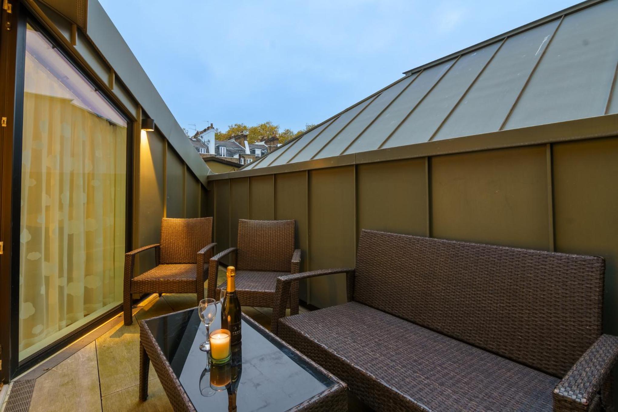 balance & terrace