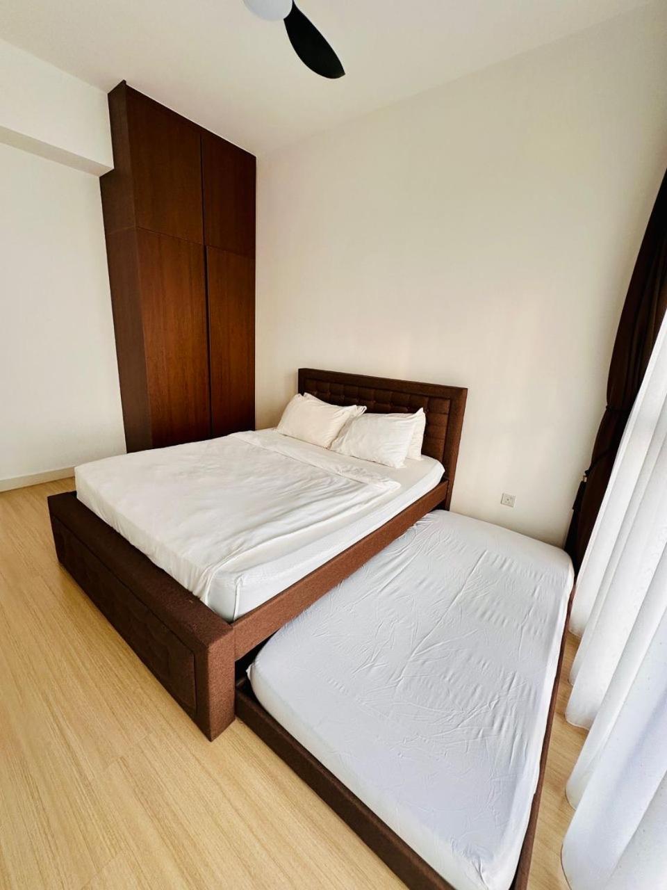 Greystone Continew Residensi