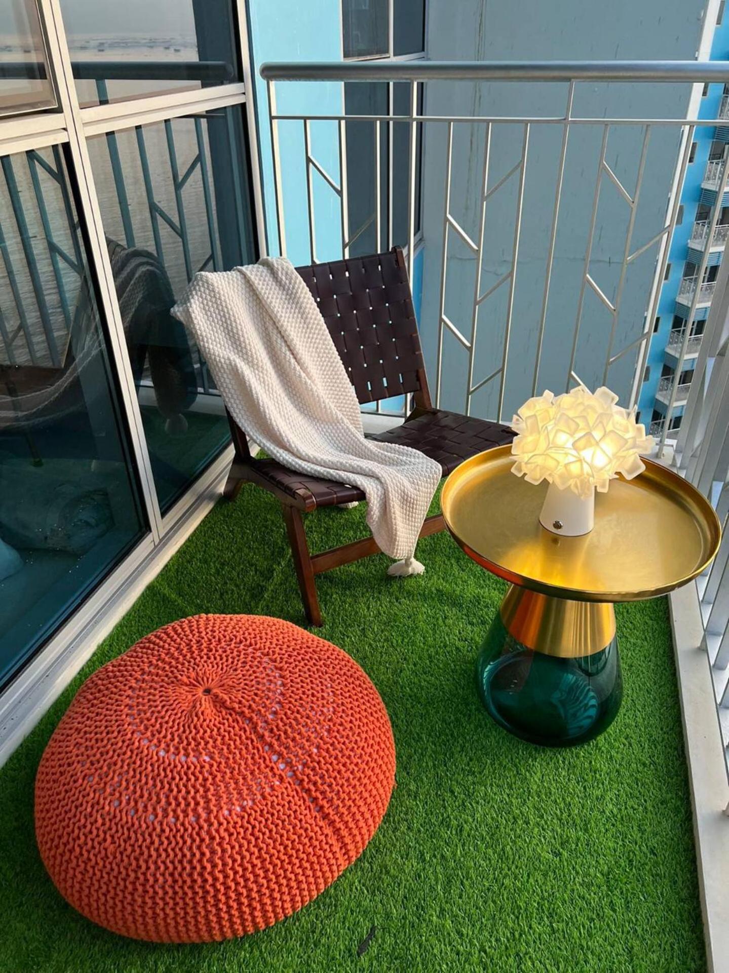 Luxurious 1 Br Facing Manila Bay Sunset Nearby Okada MOA Solaire Ayala Malls view 2