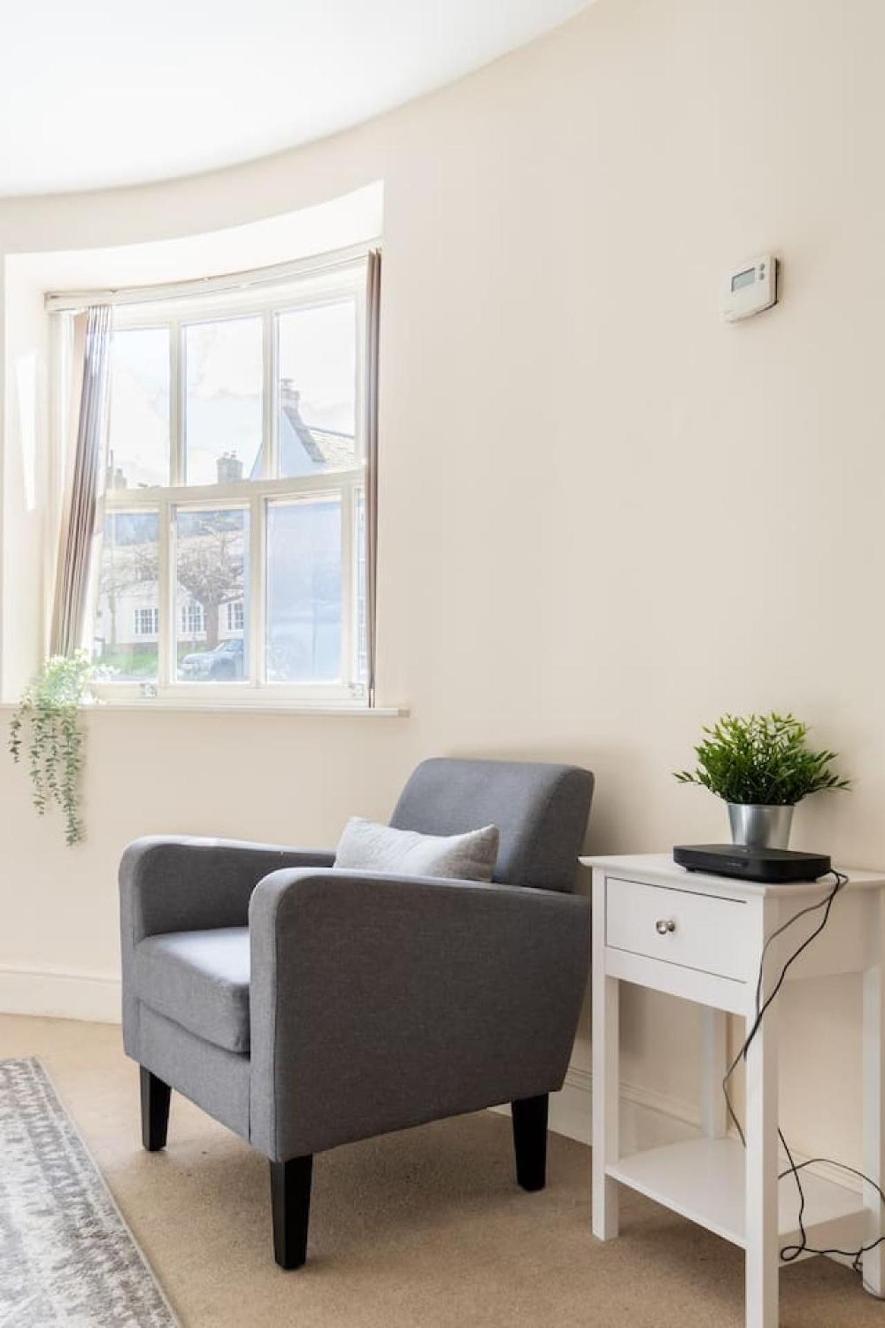 Gray Getaway in Axminster view 4