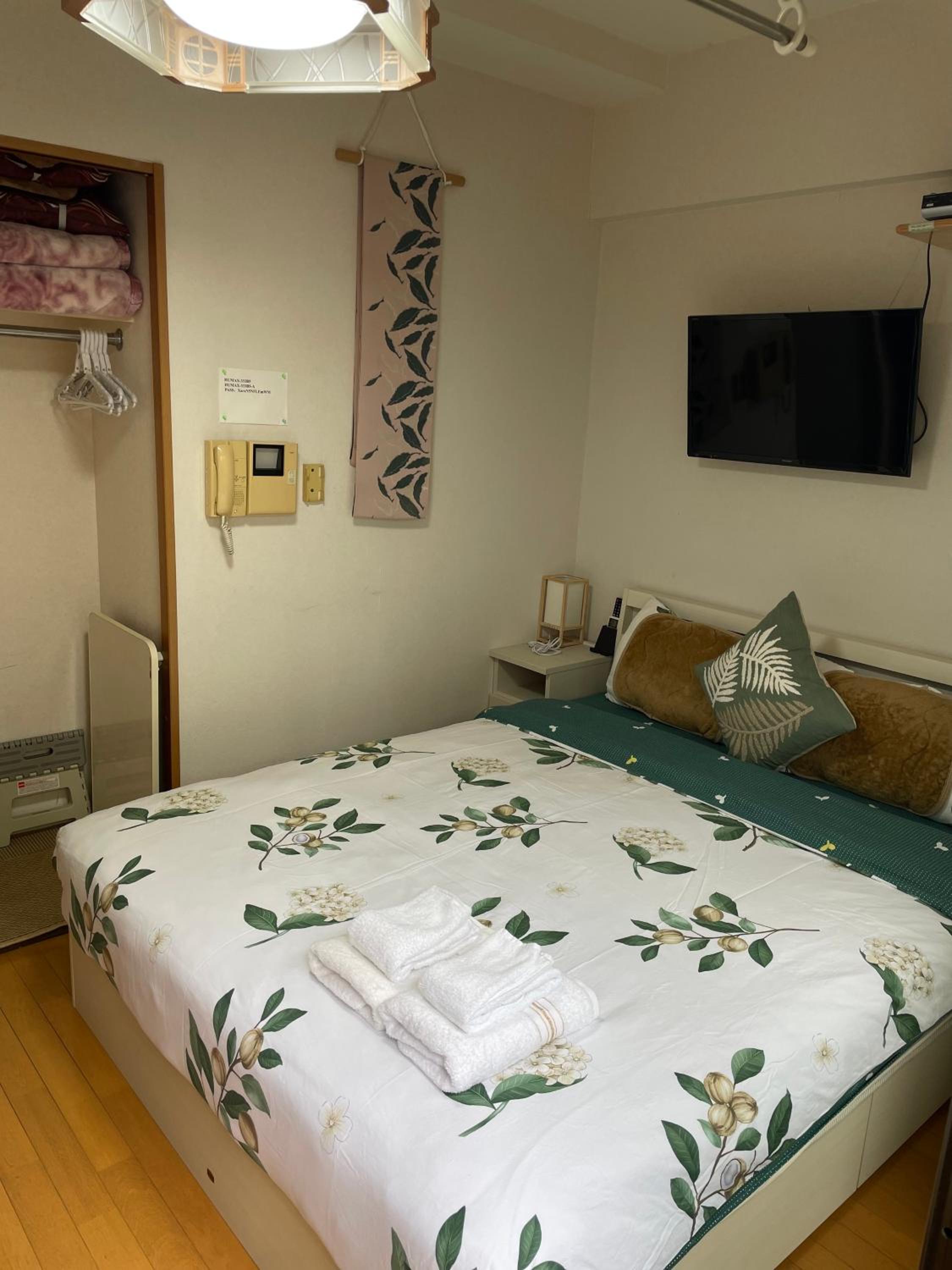 新宿庭院の屋-Shinjuku Garden Home -28 square meters king size bed garden room105