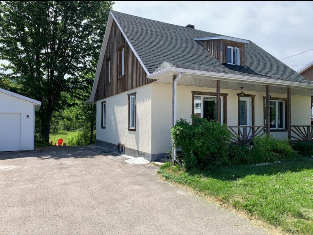 Maison LAnse-St-Jean