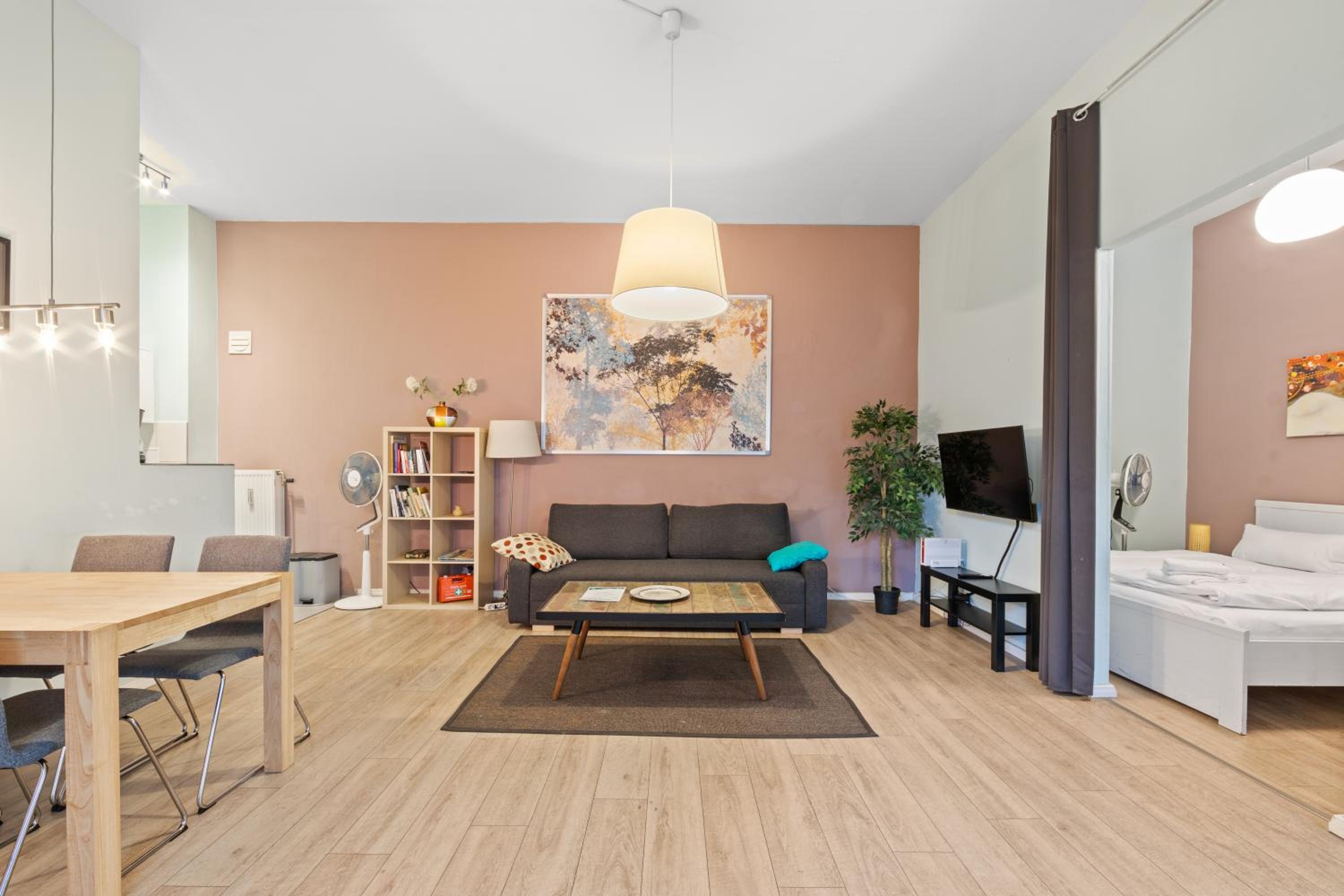 Apartment Uthman Berlin-Neukölln