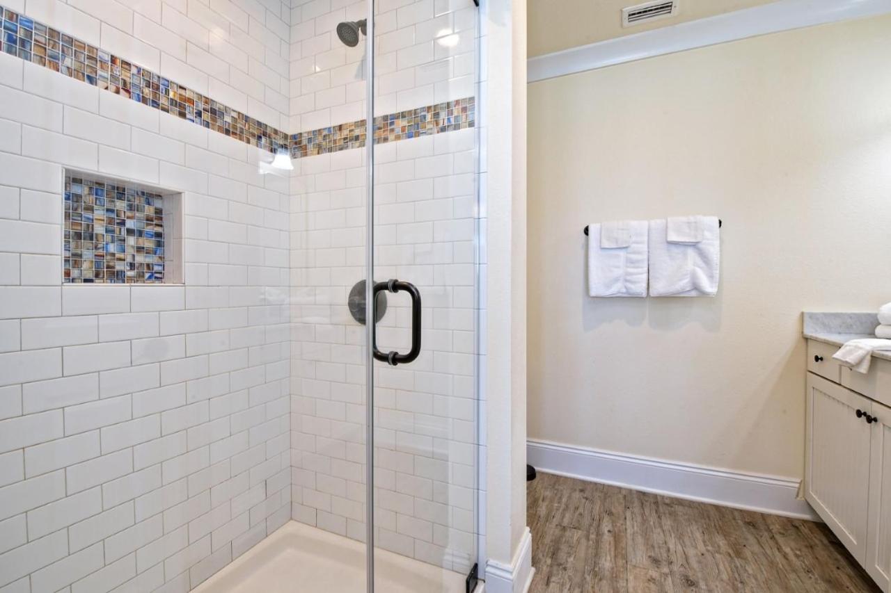 BeachFront 18Bed Pool EasyBreezy