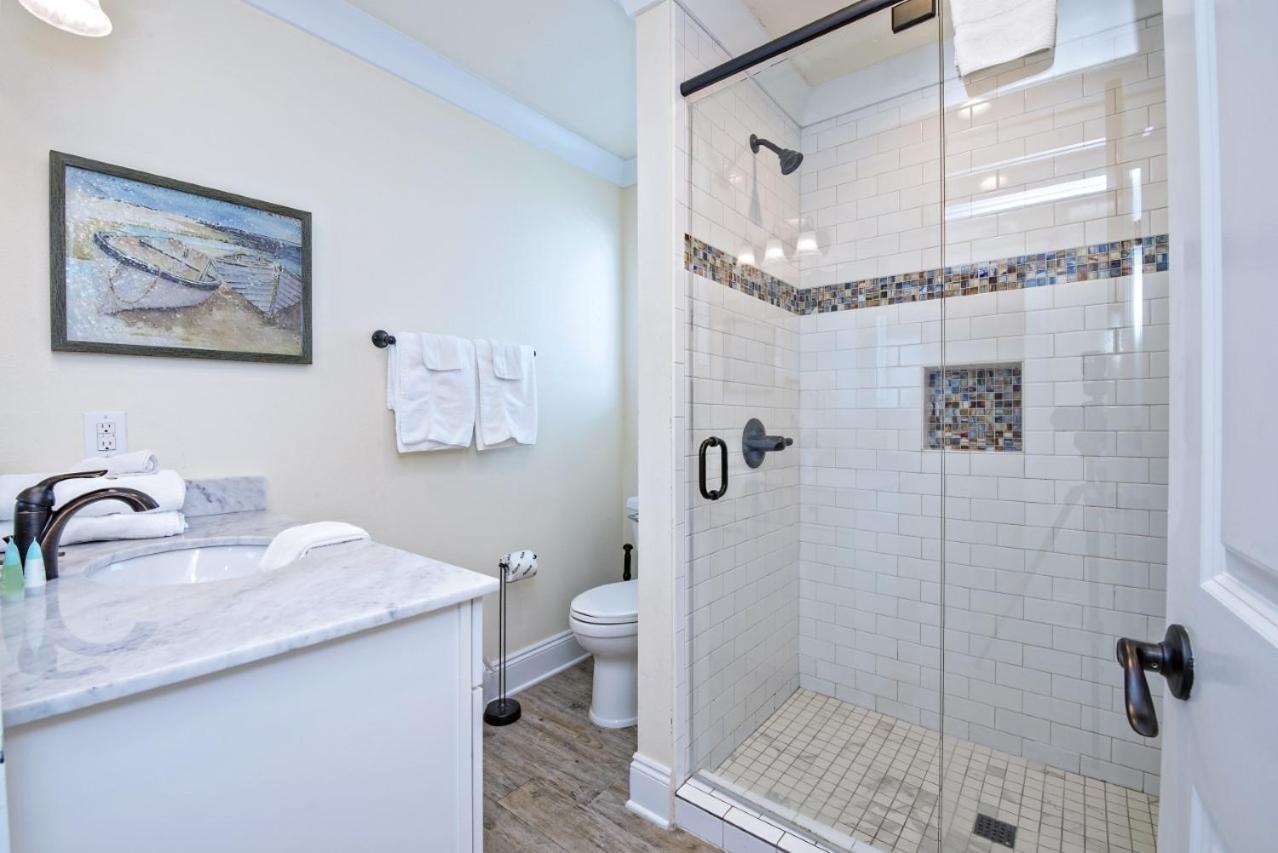 BeachFront 18Bed Pool EasyBreezy