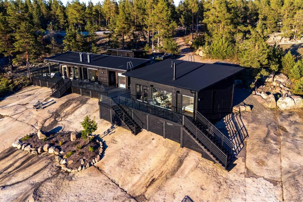 Stay North - Armas view 4