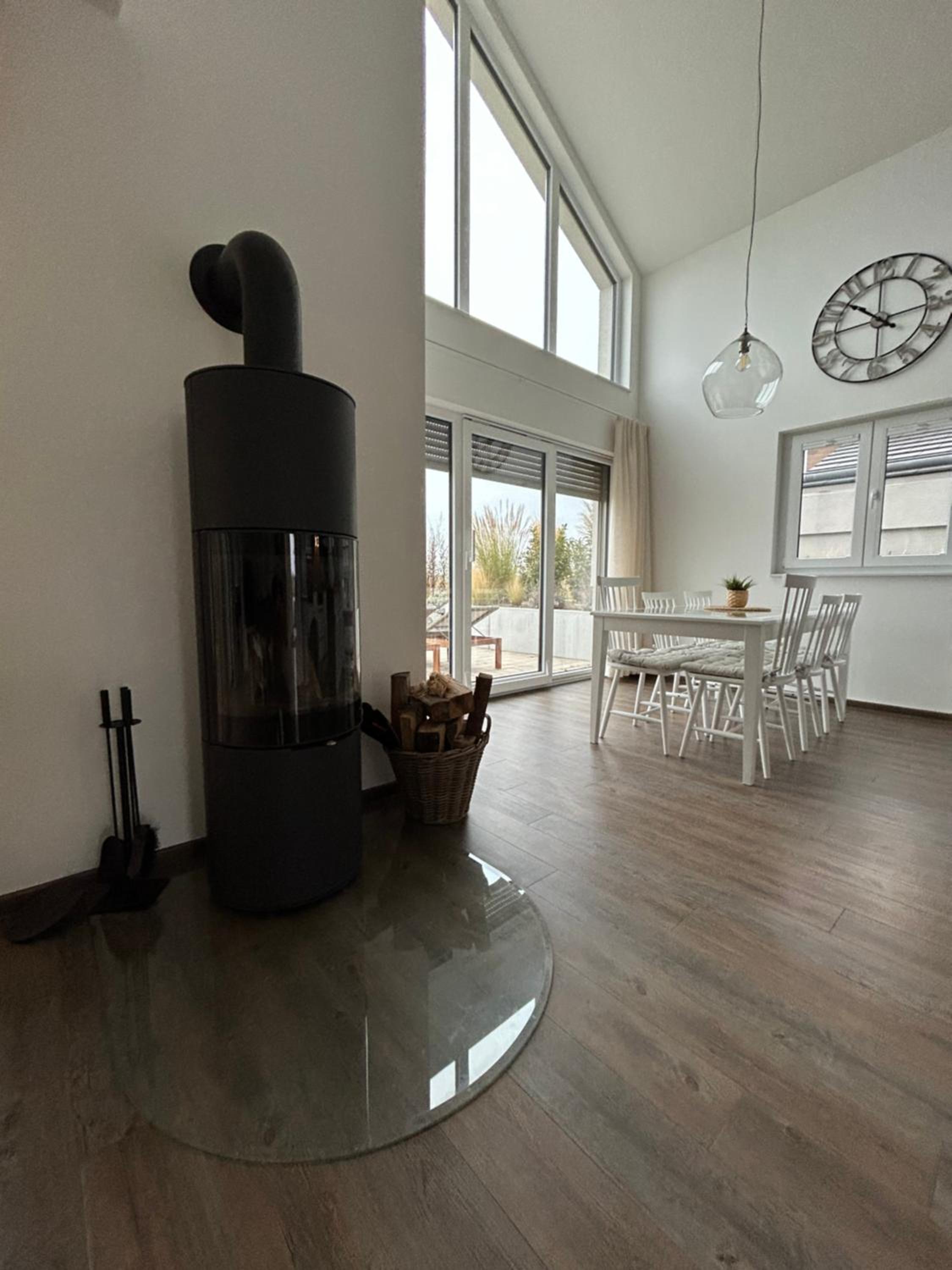 Ferienresort - idyllisches Ferienhaus mit Privatstrand und Sauna in der Nähe von Leipzig #HausEni