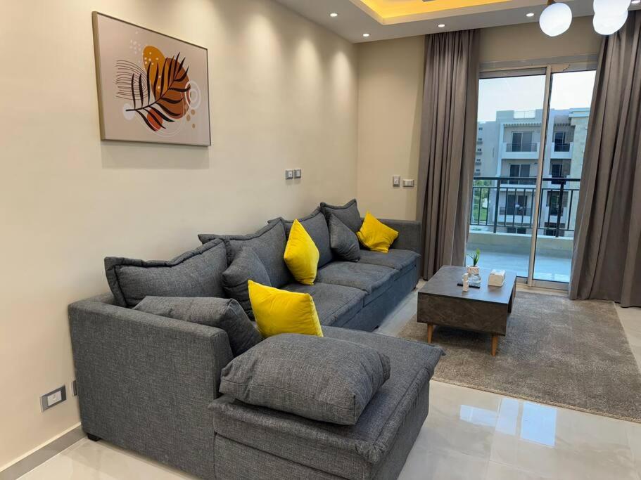 Relaxing Luxury 2BDR - New Cairo by landmark stays
