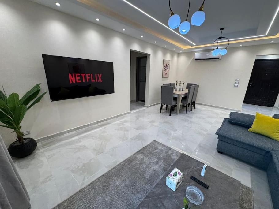 Relaxing Luxury 2BDR - New Cairo by landmark stays