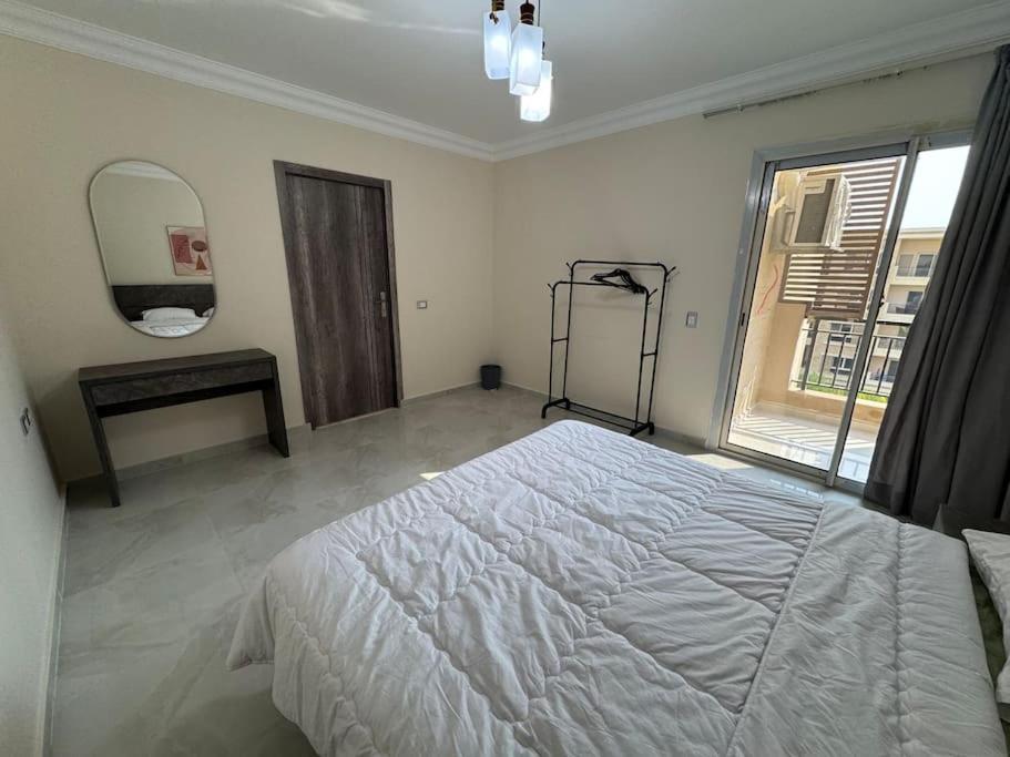 Relaxing Luxury 2BDR - New Cairo by landmark stays